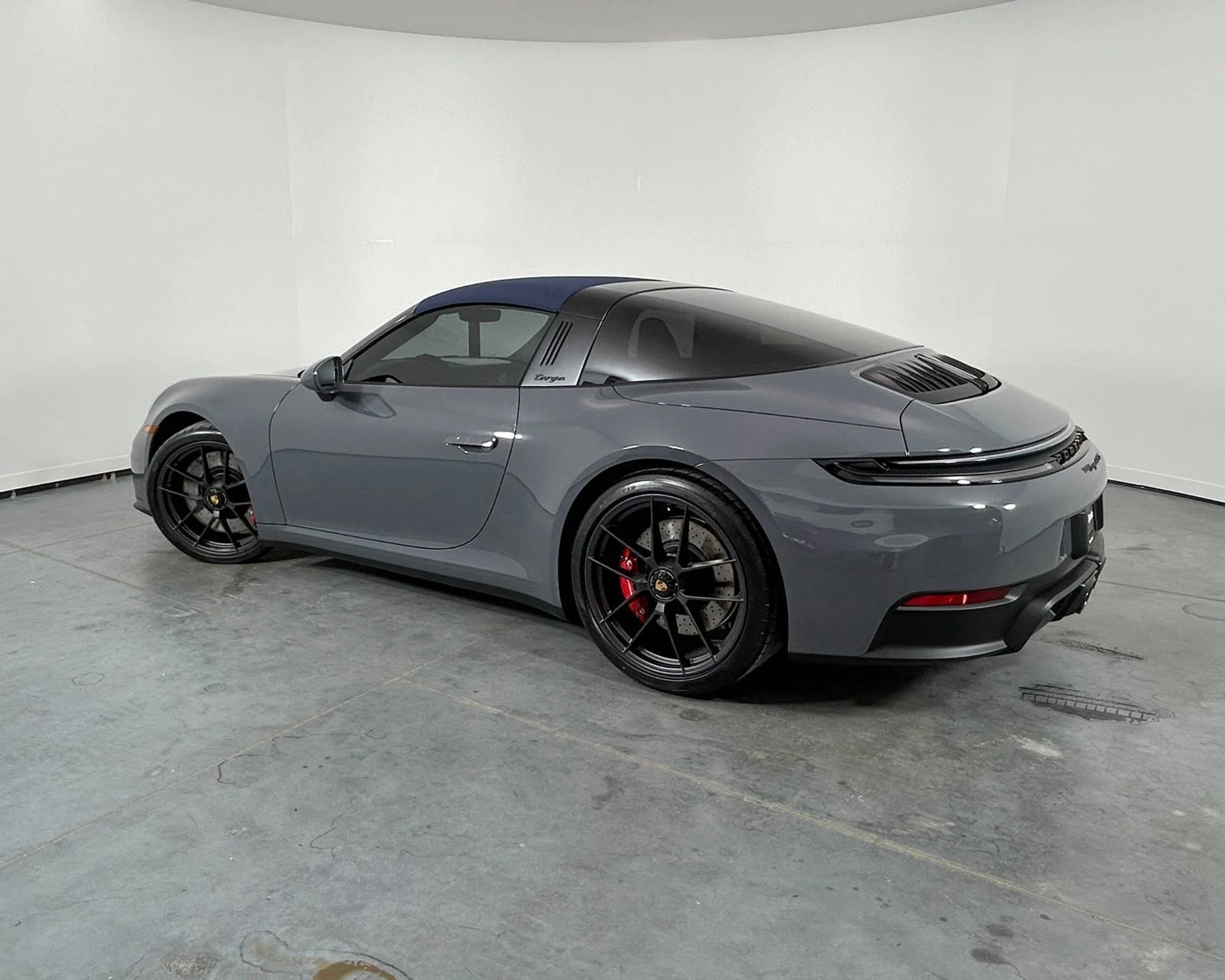 mph030_461041649_cb58ebf66d0a46ca9678e0ccdb0ea155_750061582b