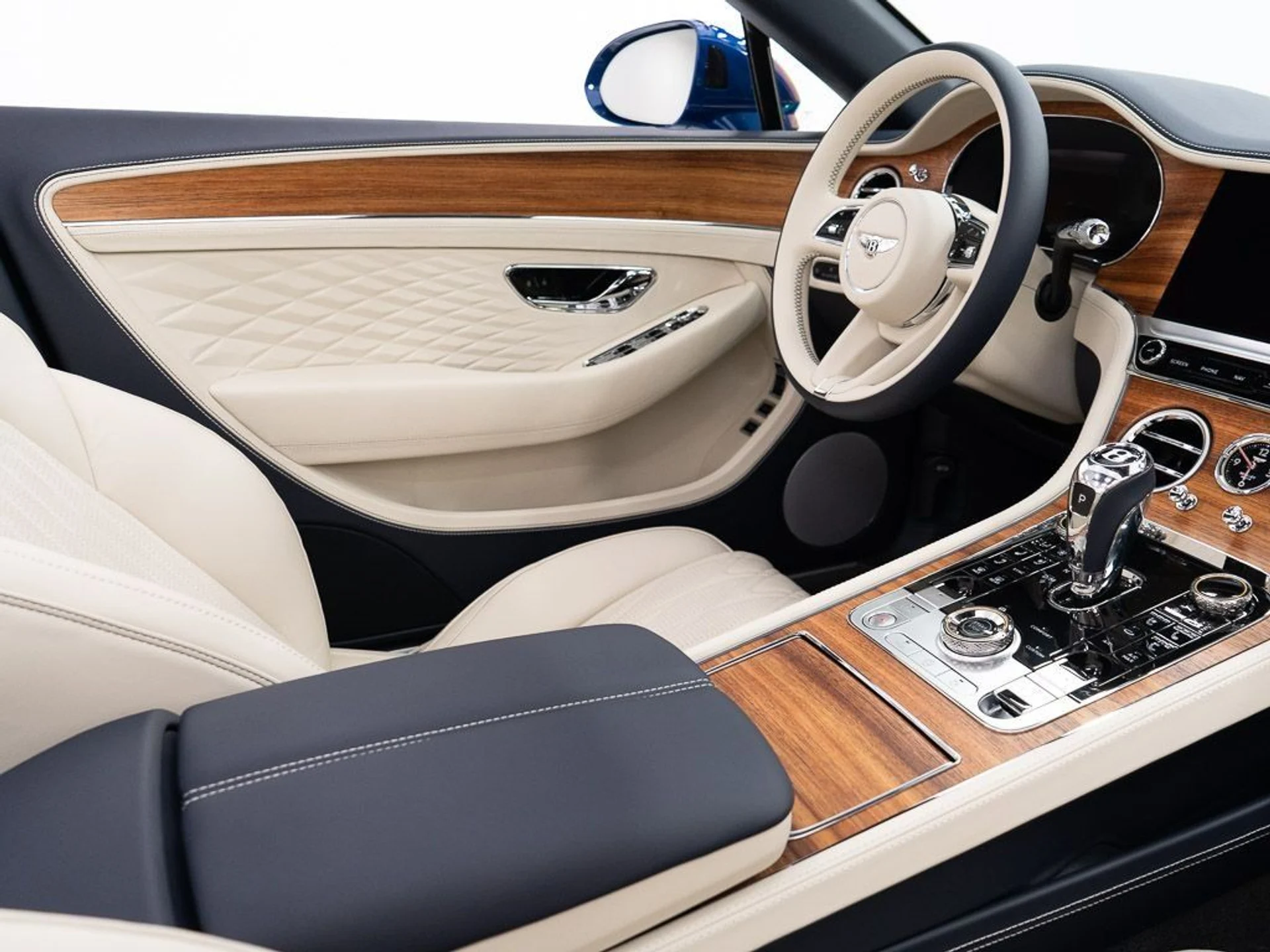 mph030_477907302_314e49a837974f2c8543b717104dd8ae_4517440ef4