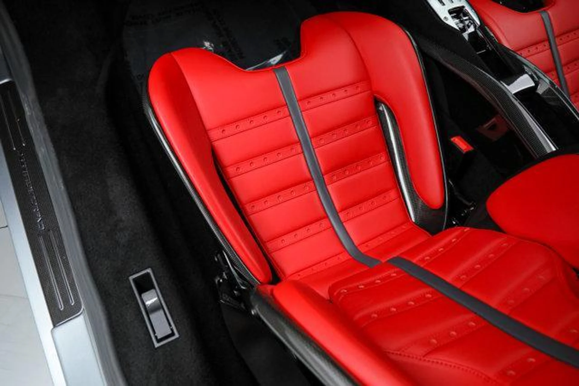 mph030_479582972_q_Rc_Vjqdb_S6_Fr_Njm2jrn6_b_M_sg_I_0d91541cae