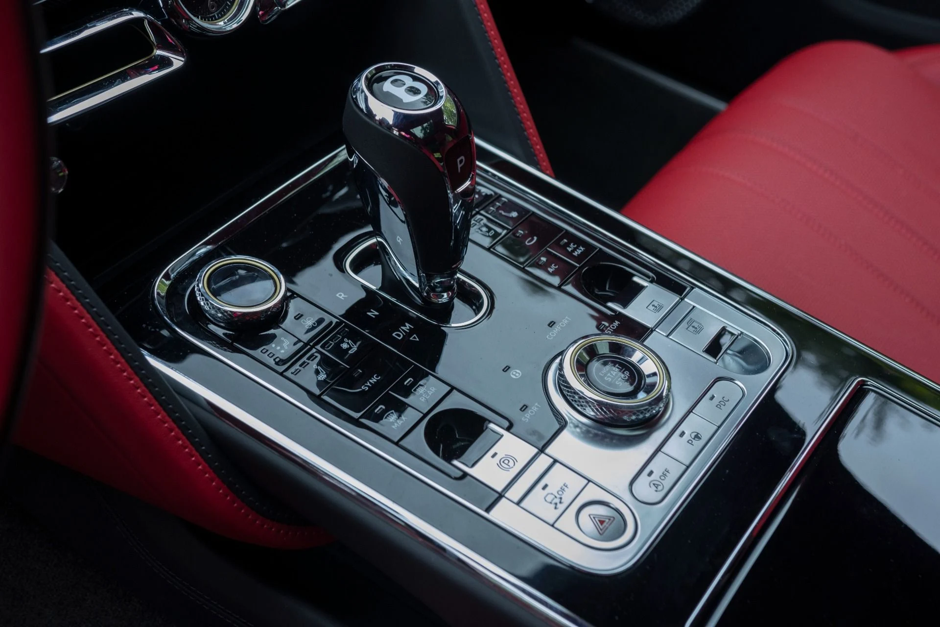 mph030_480815844_Used_2024_Bentley_Flying_Spur_V8_1779398452_877d0f7444