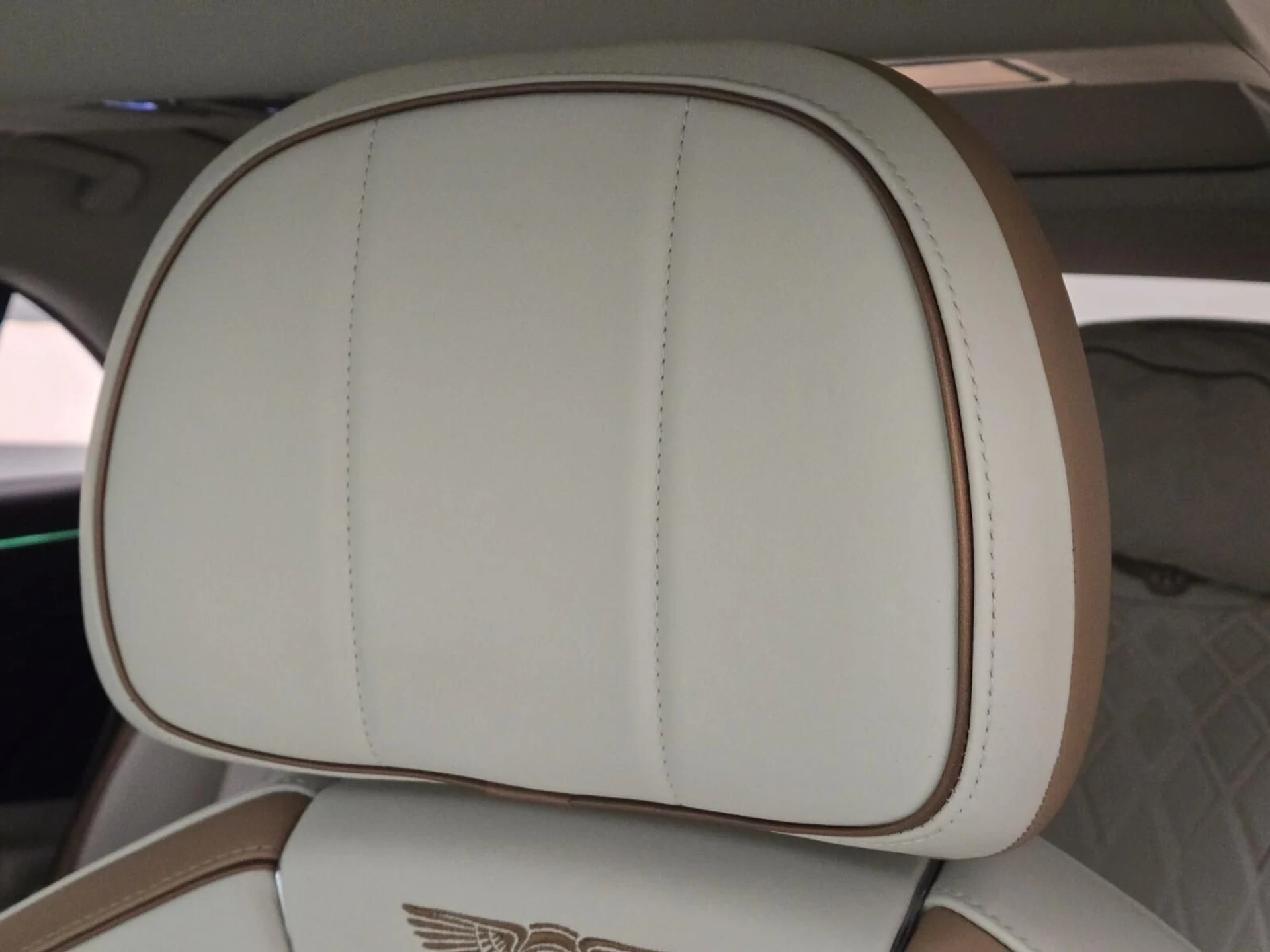 mph030_480981726_Used_2023_Bentley_Flying_Spur_Hybrid_Odyssean_Edition_1777355031_b34a2262f5