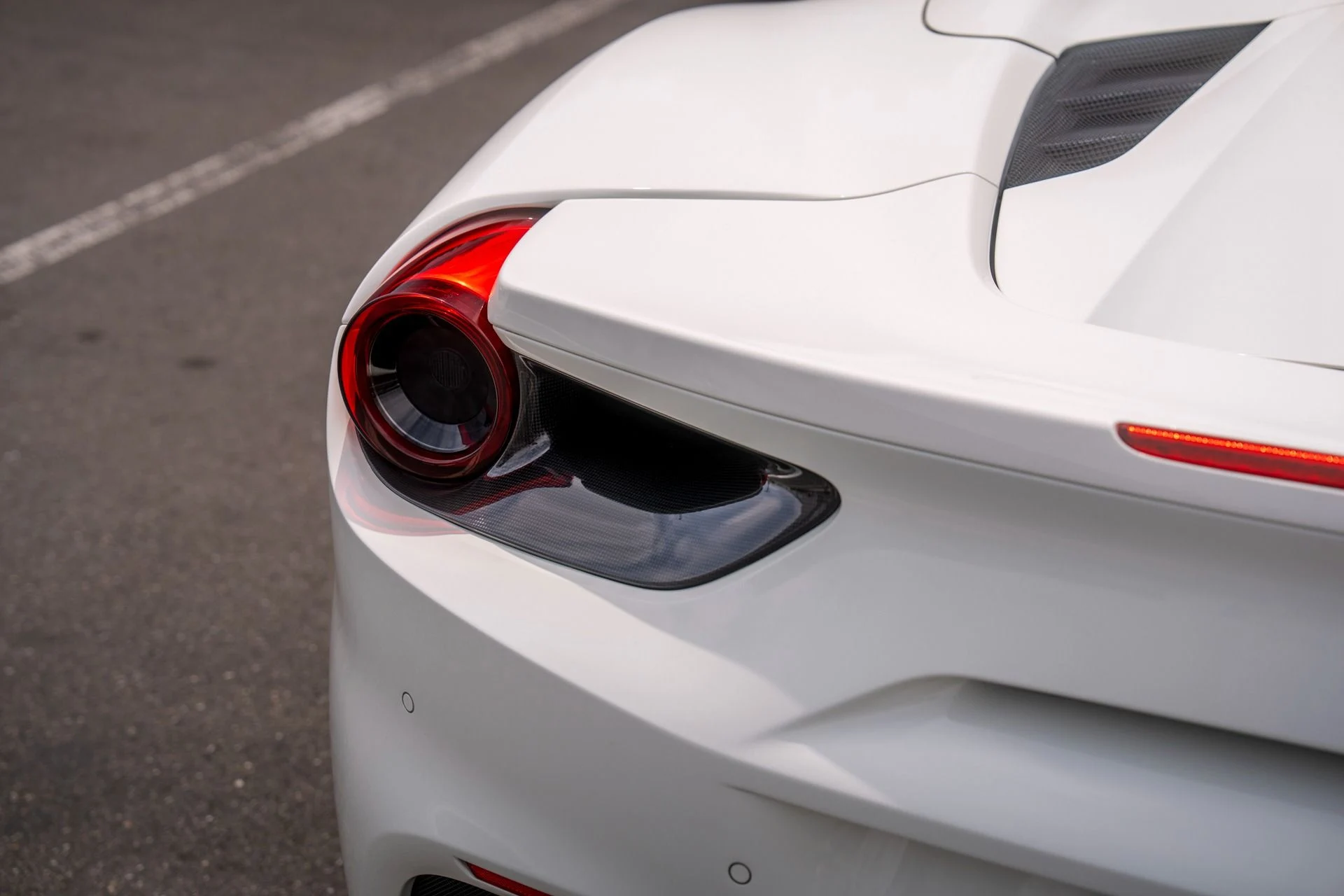 mph030_485209860_Used_2018_Ferrari_488_Spider_1749258124_f2a604f126