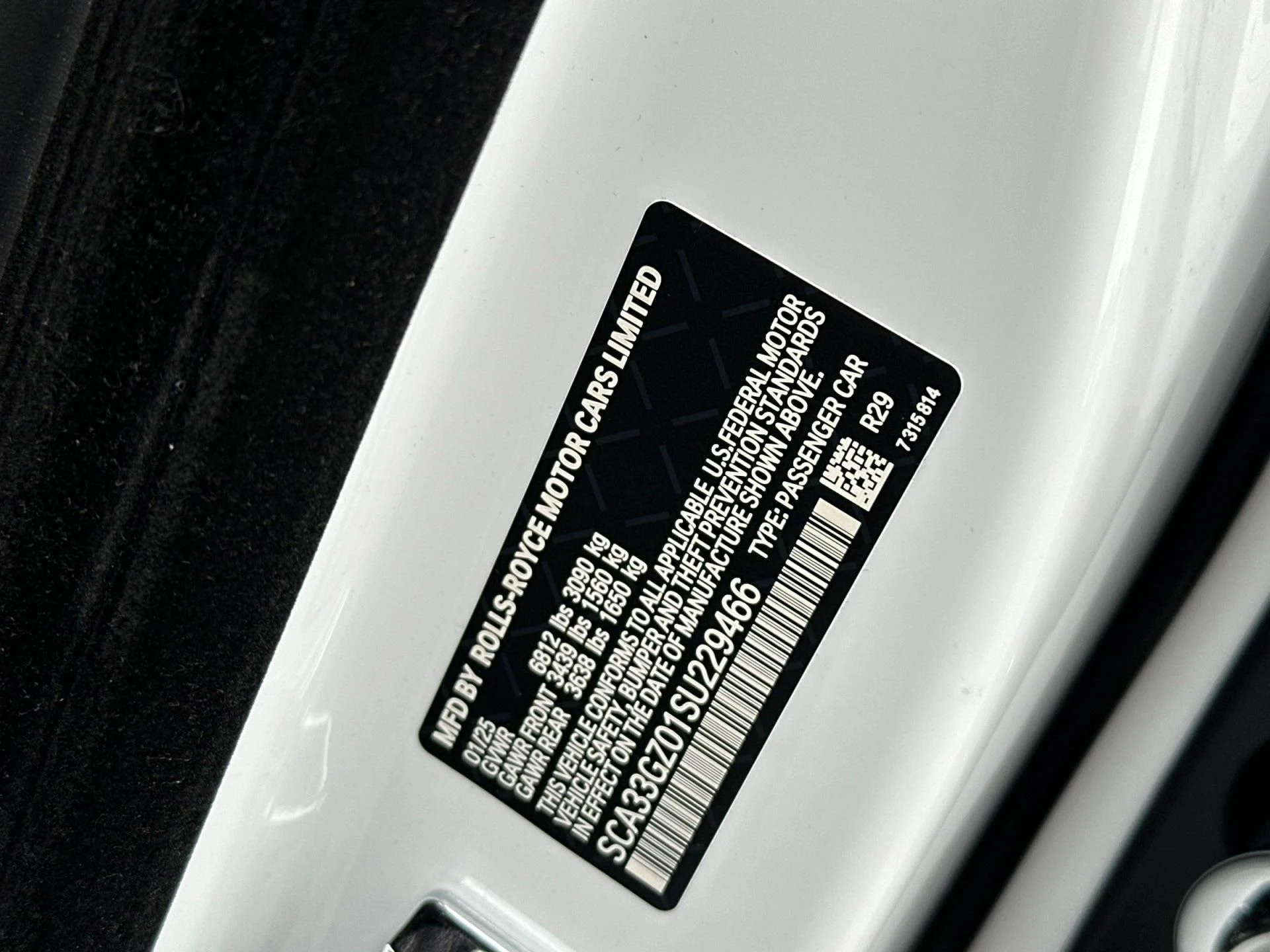 mph030_487016884_Used_2025_Rolls_Royce_Black_Badge_Ghost_1747423340_9cba289621