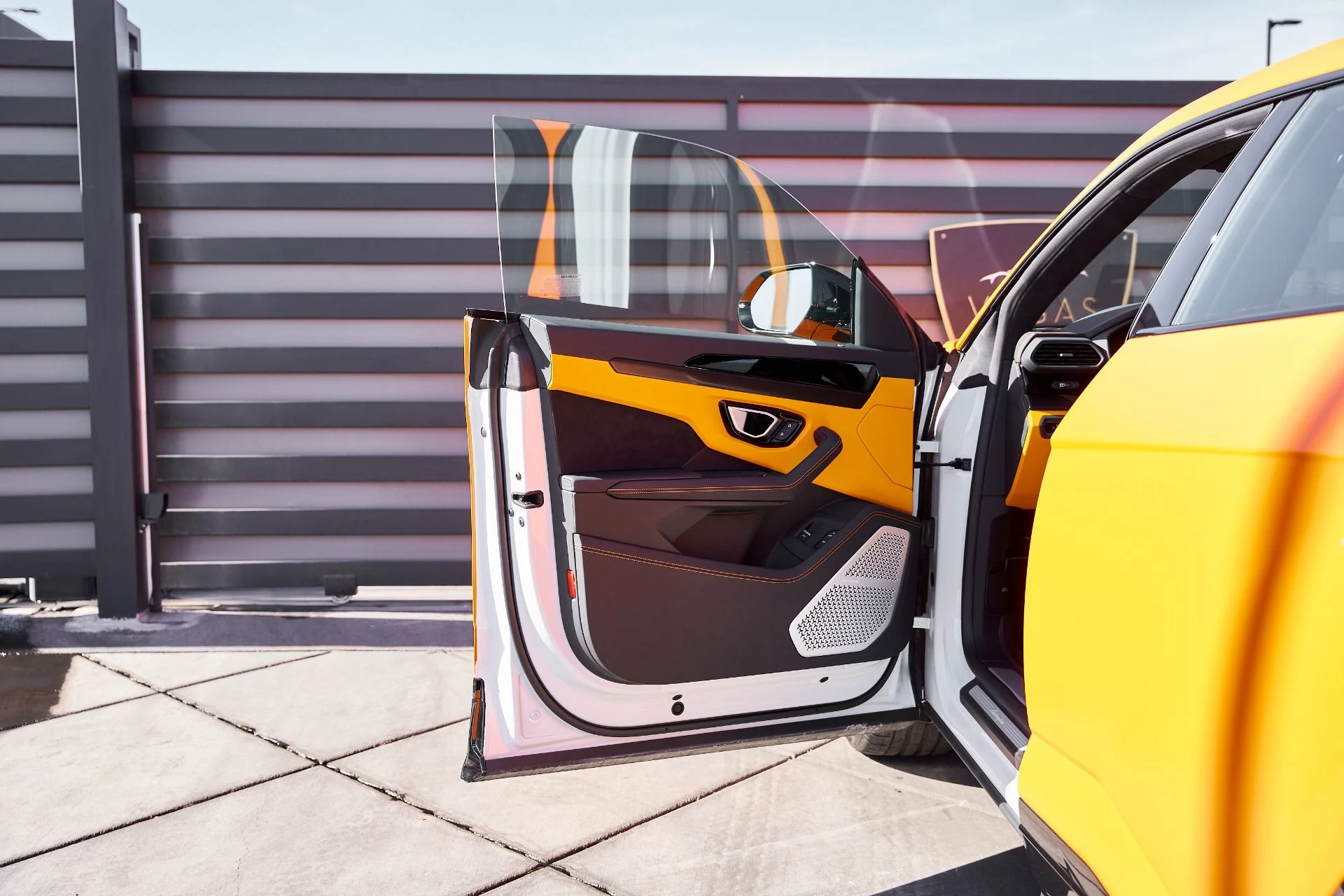 mph030_487345091_Used_2024_Lamborghini_Urus_S_1768961901_60a6707e8e