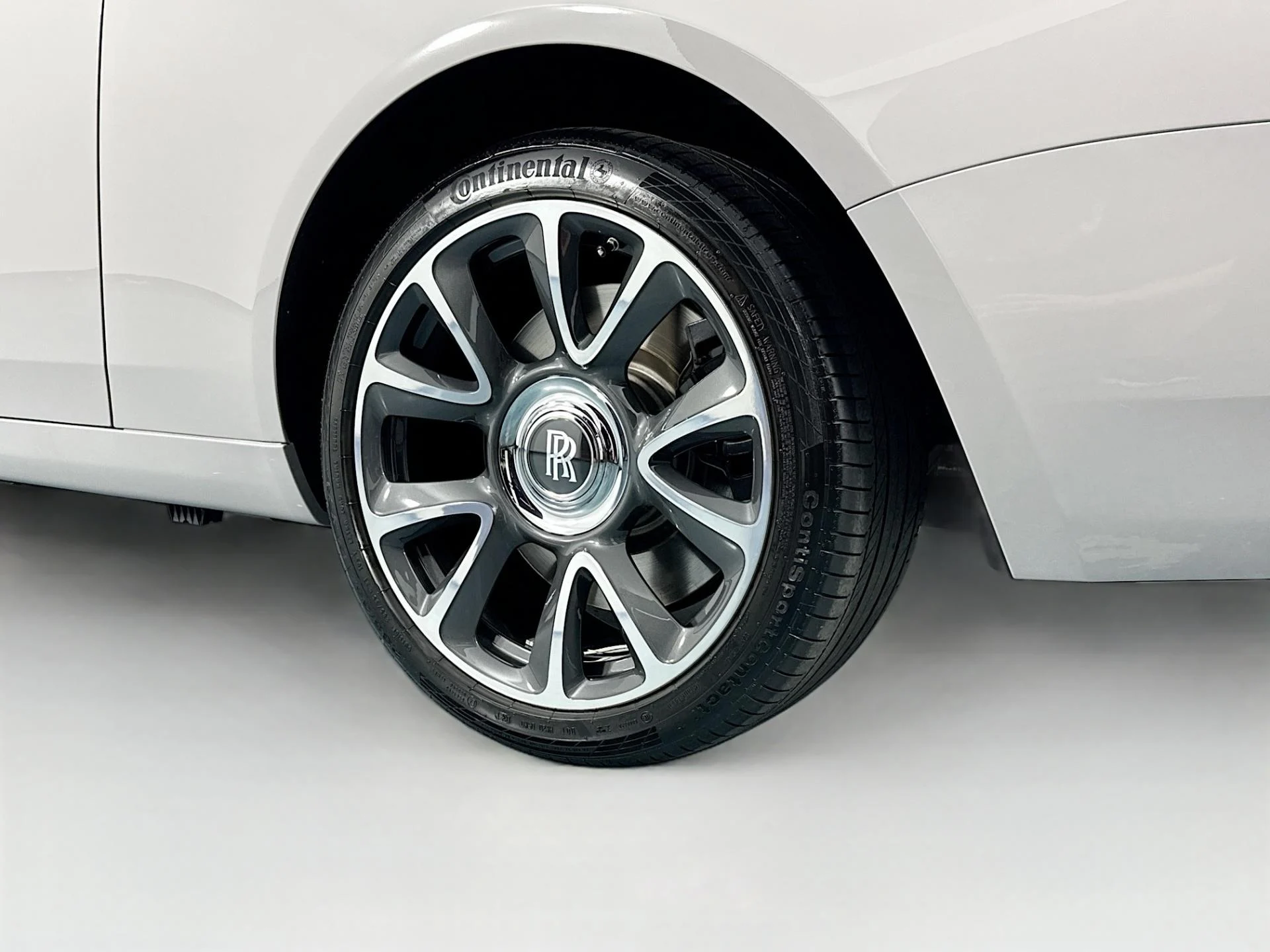 mph030_490717703_Used_2021_Rolls_Royce_Wraith_1783366758_4adcfce895