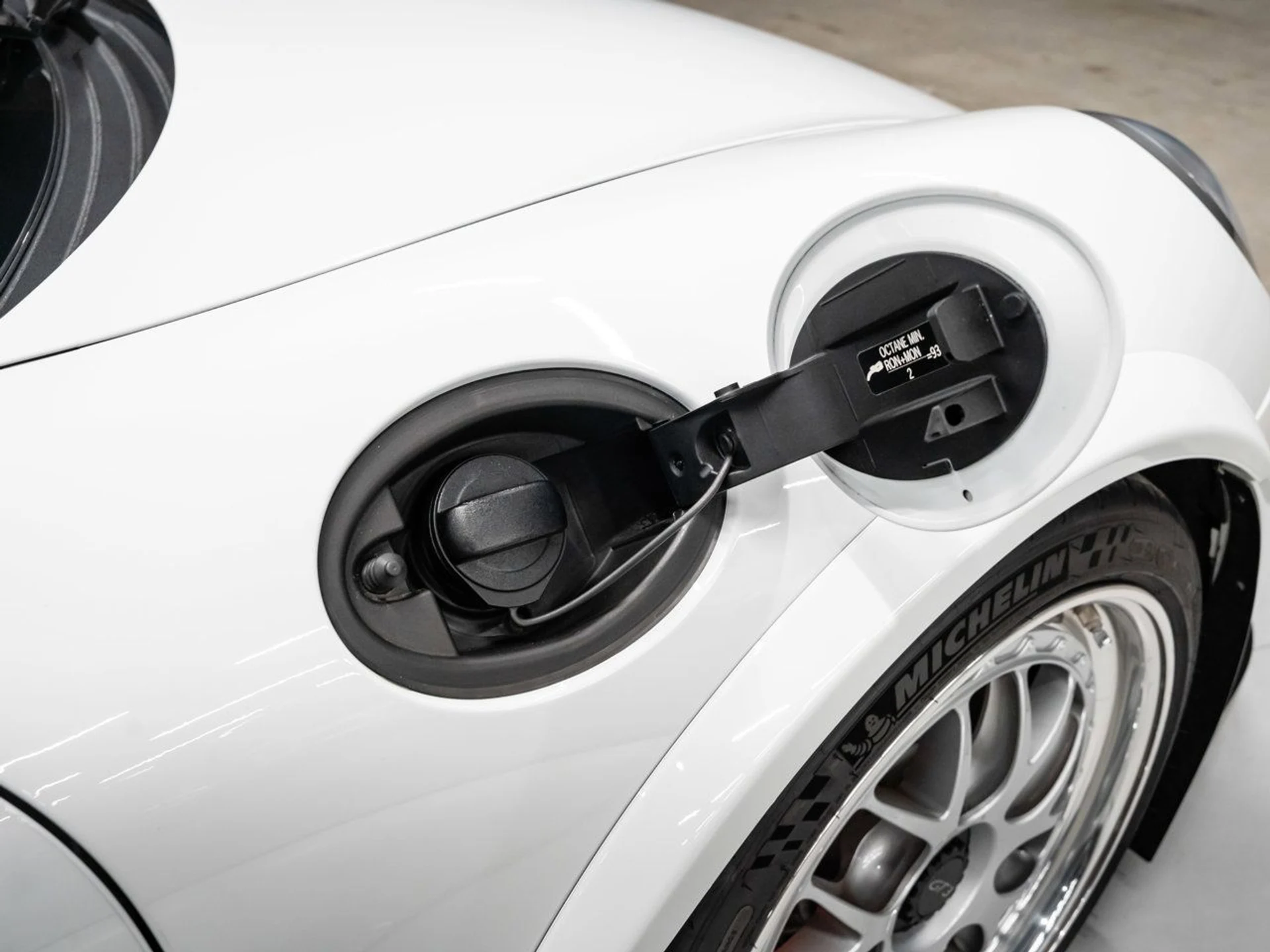 mph030_492731967_porsche_911_2015_96b1e46a90