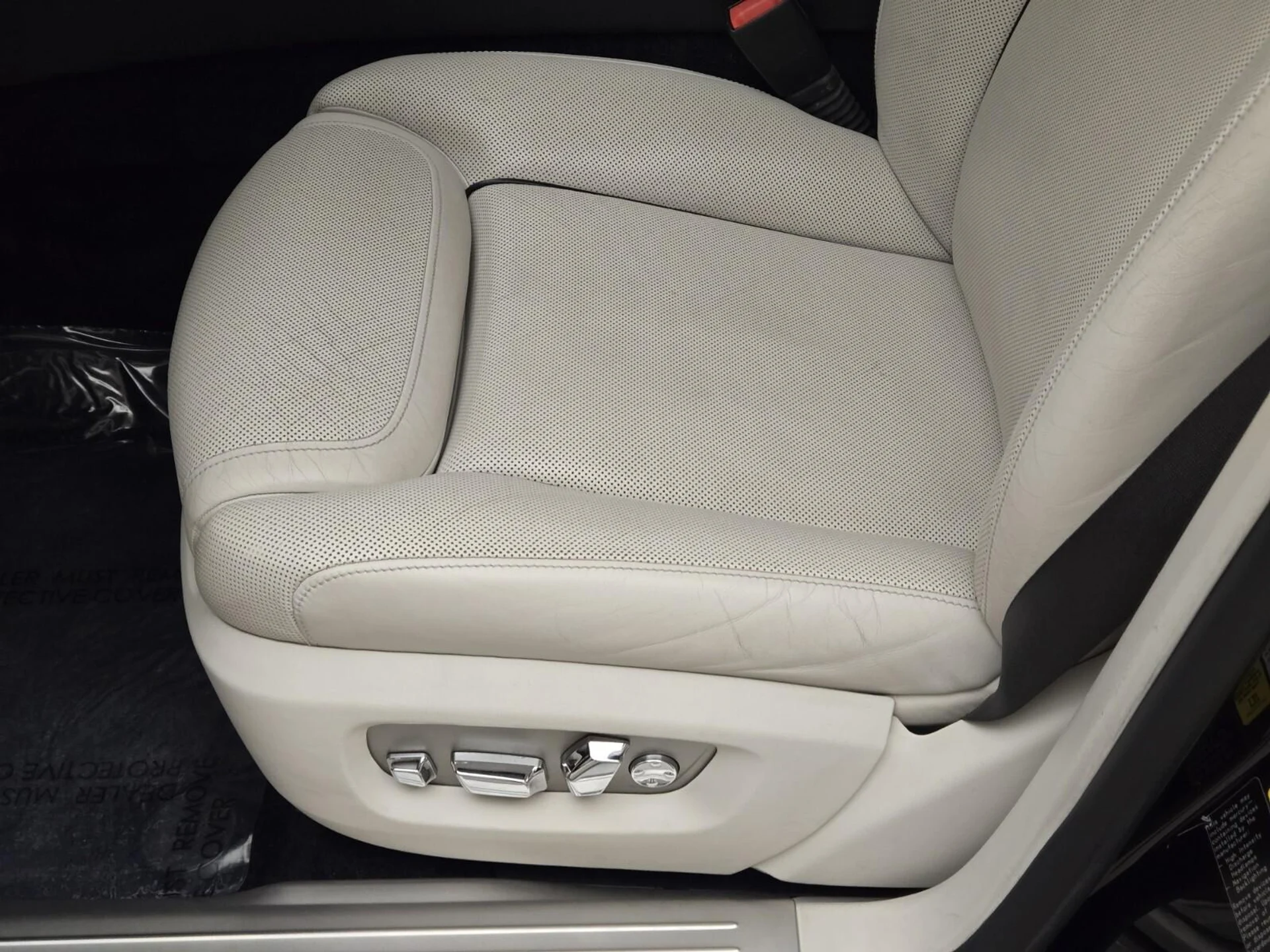 mph030_495445764_Used_2017_Rolls_Royce_Ghost_1773381595_52a15d2656