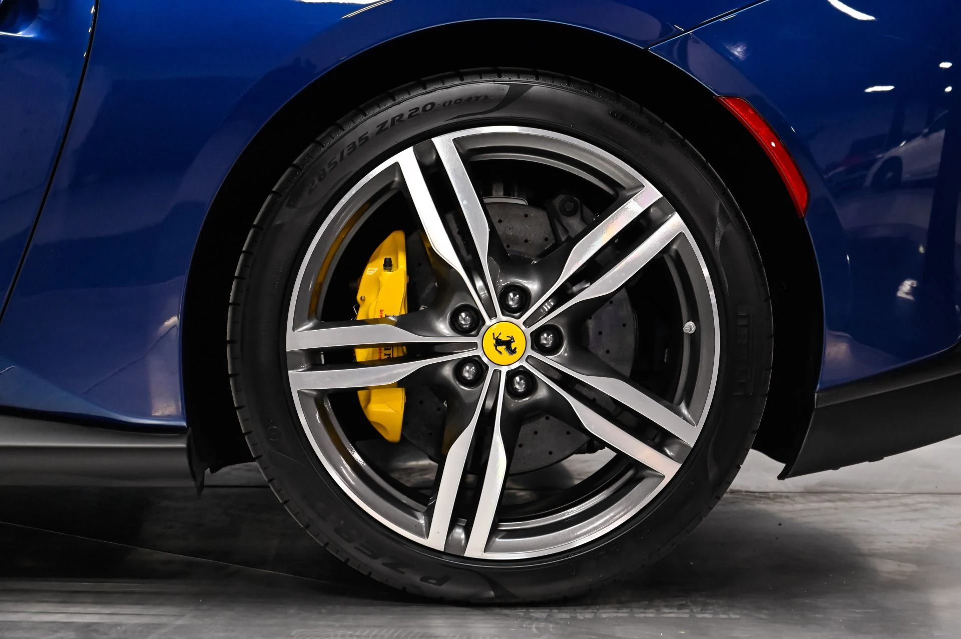 mph030_501801628_Used_2019_Ferrari_Portofino_Base_1790278406_6b96bbf0d0