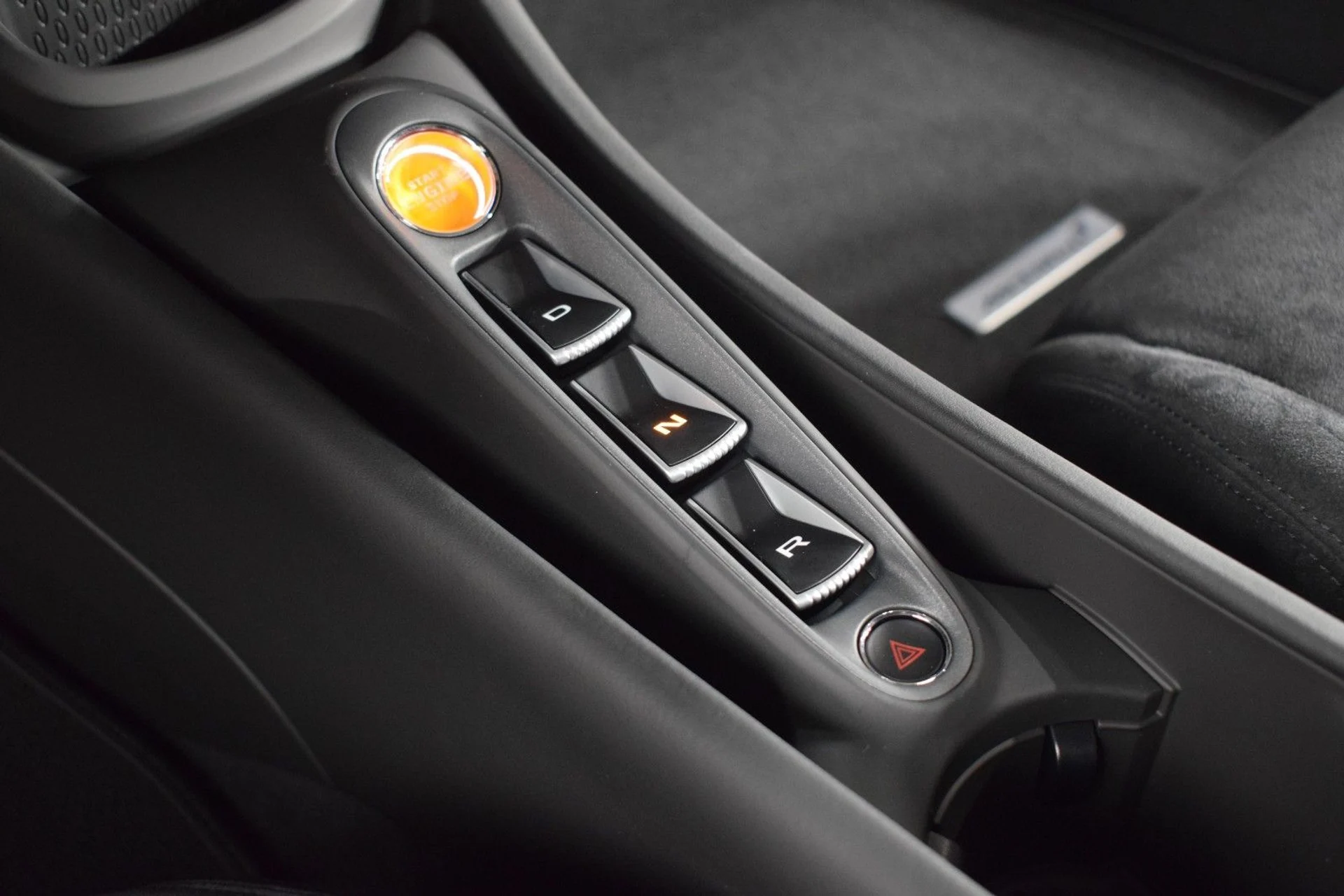 mph030_504657653_8c2f30fac9575f61d8ed296794ca4e95x_bebb300a8a