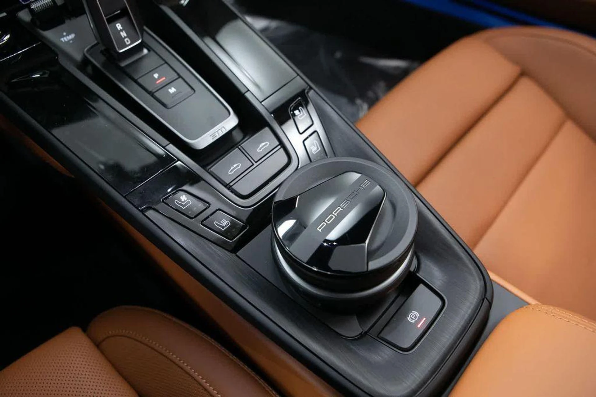 mph030_507923596_q_Zm61_KX_Ai_A_Xx6_V9ho_V_Hnfh_ASP_6_Y_e655ab61e4