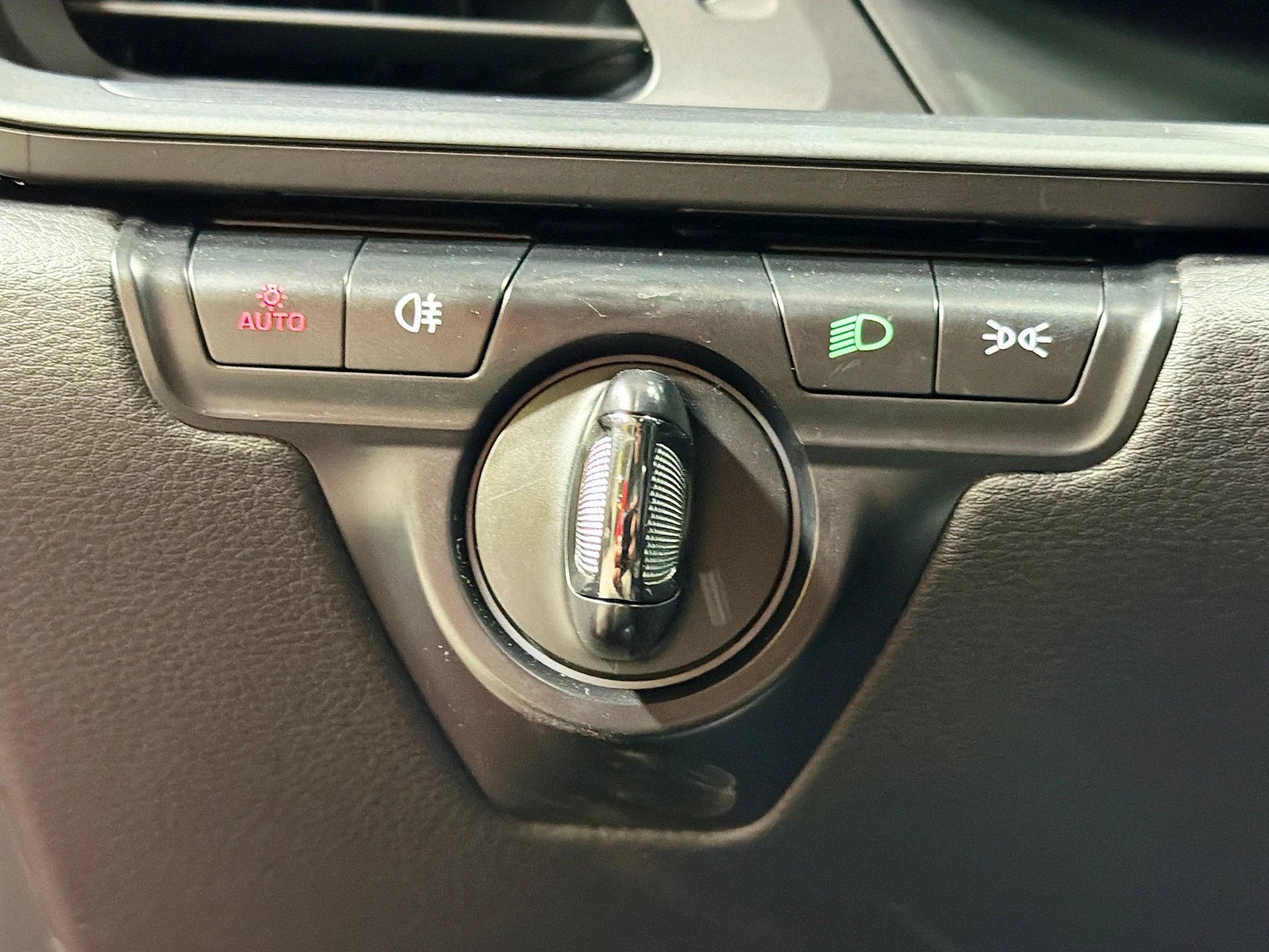 mph030_508933266_b30f7b34f5f97bdfa84f43c3b316a411_4b62cb94c3