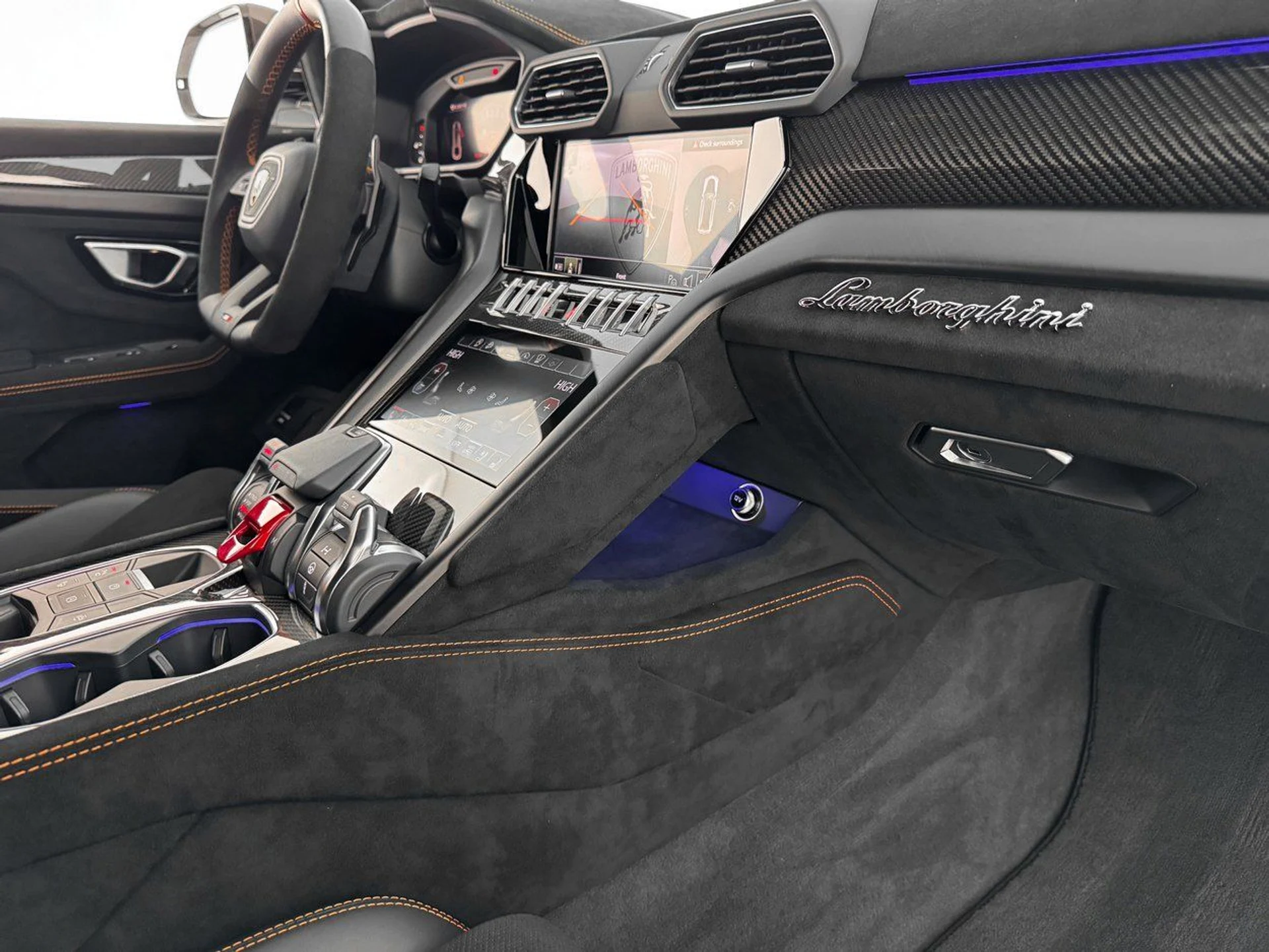 mph030_509928749_02401f463ca8a42e1590f1a824e06b8cx_57963b4ff1