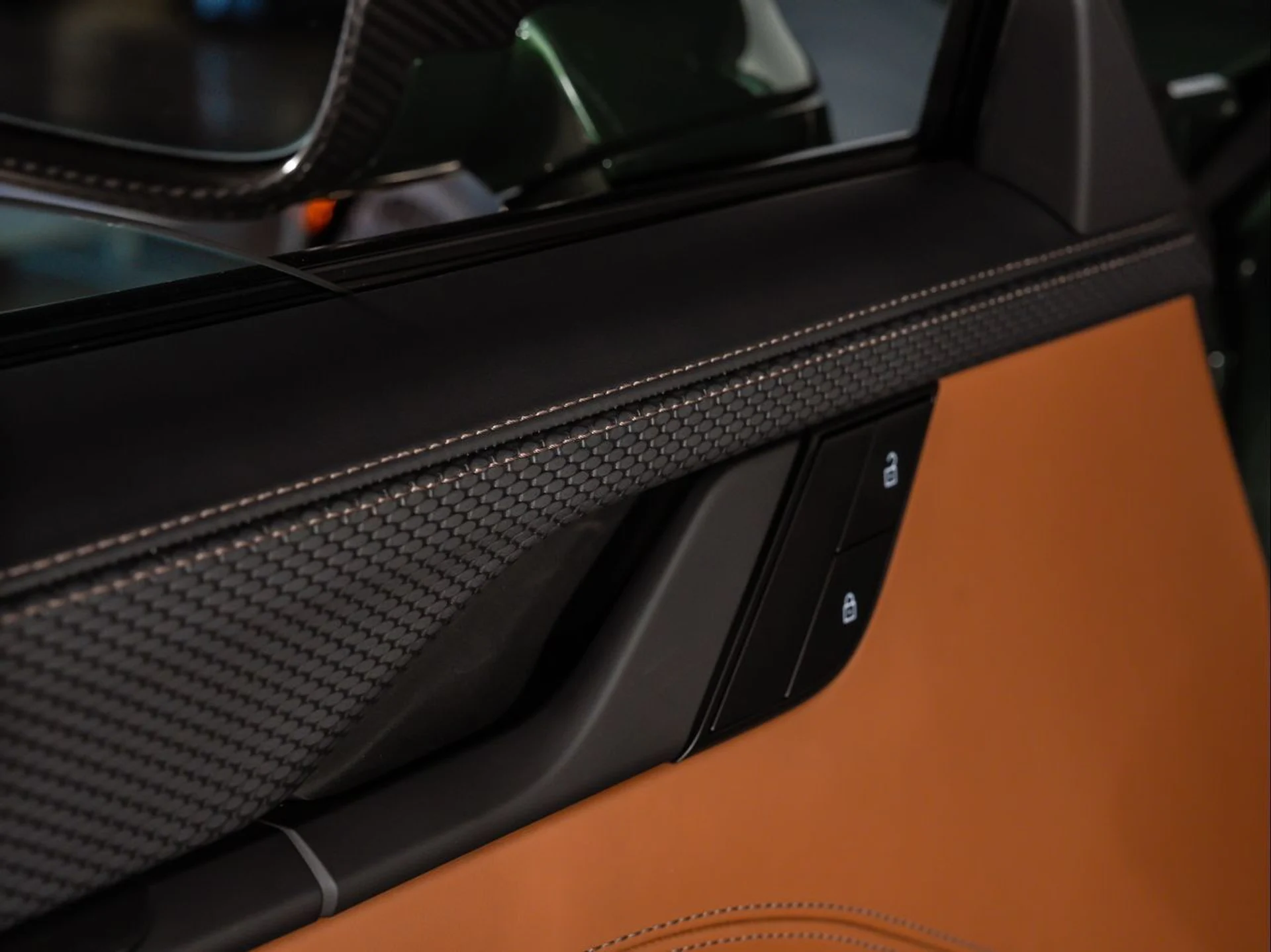 mph030_510164288_e086801468321bed534a6d4637c584b0_79d605870a