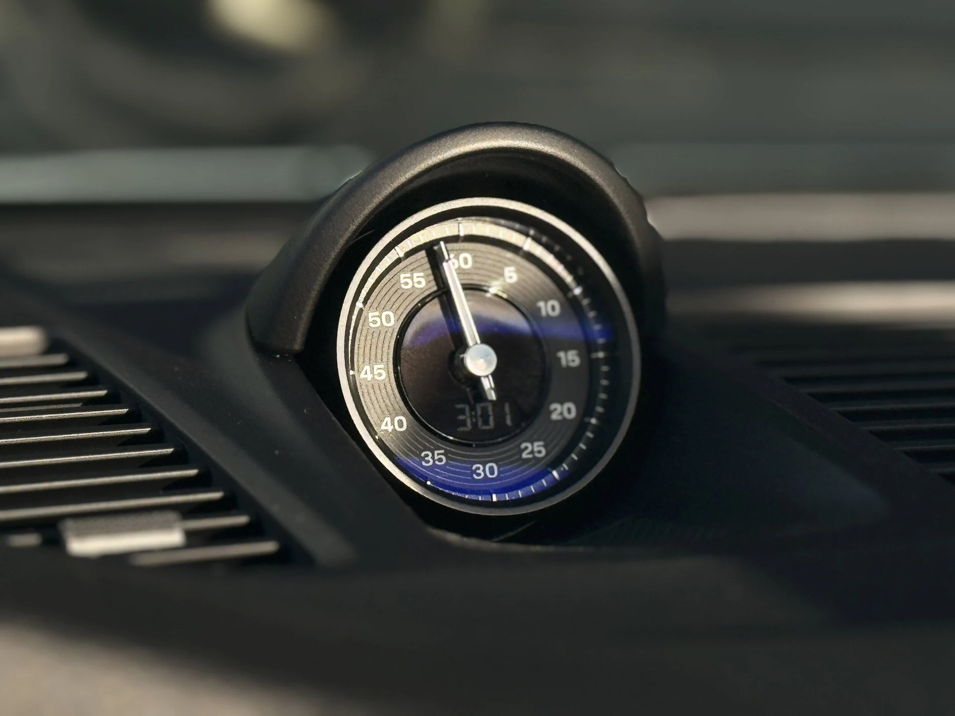 mph030_520398990_ac548a923f1335d5b9bcb6e8808cbb03x_42a81a836c