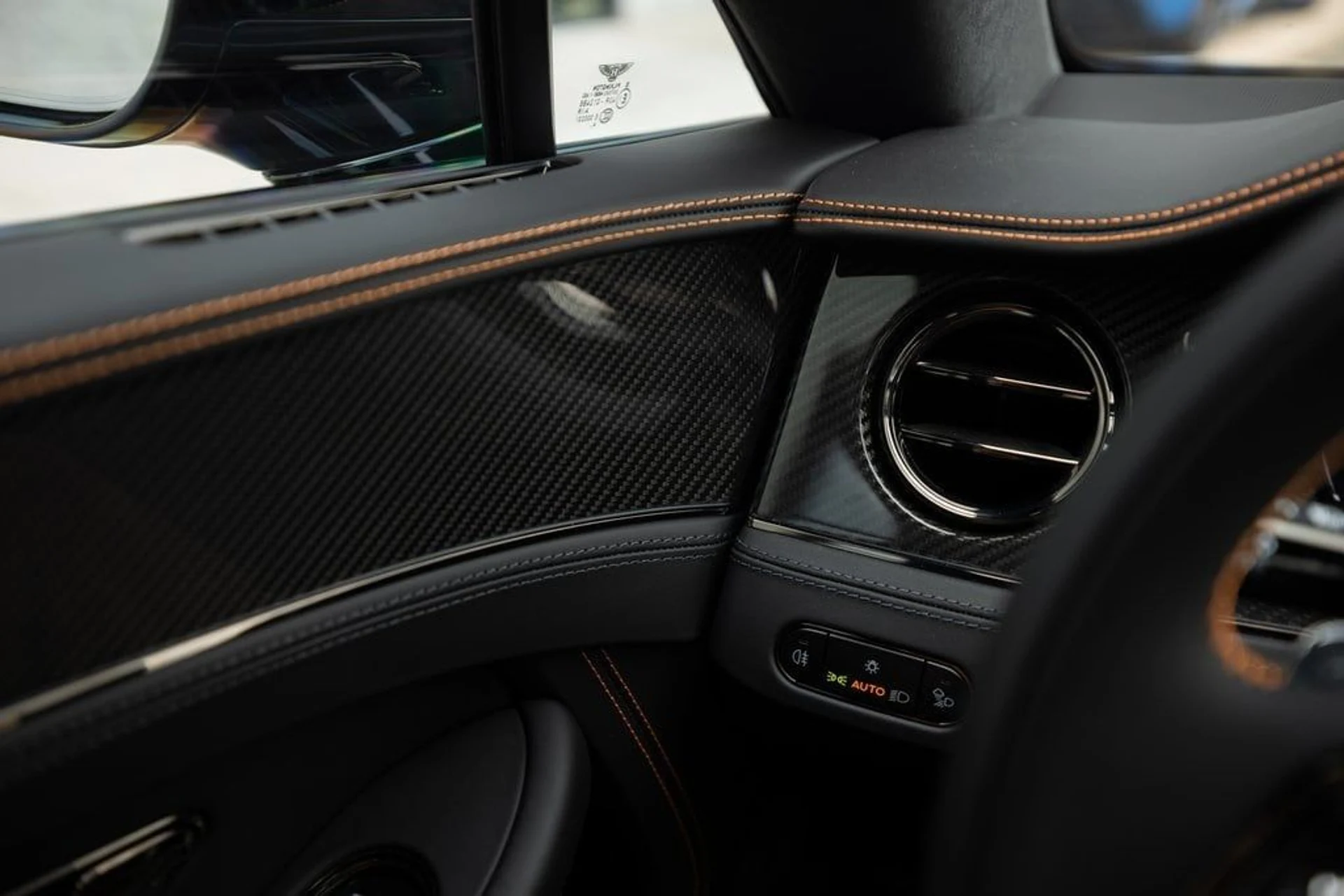 mph030_52676360_3cc3ee3baa810b57aa85a582e0a81ff4x_e77f6f7aca