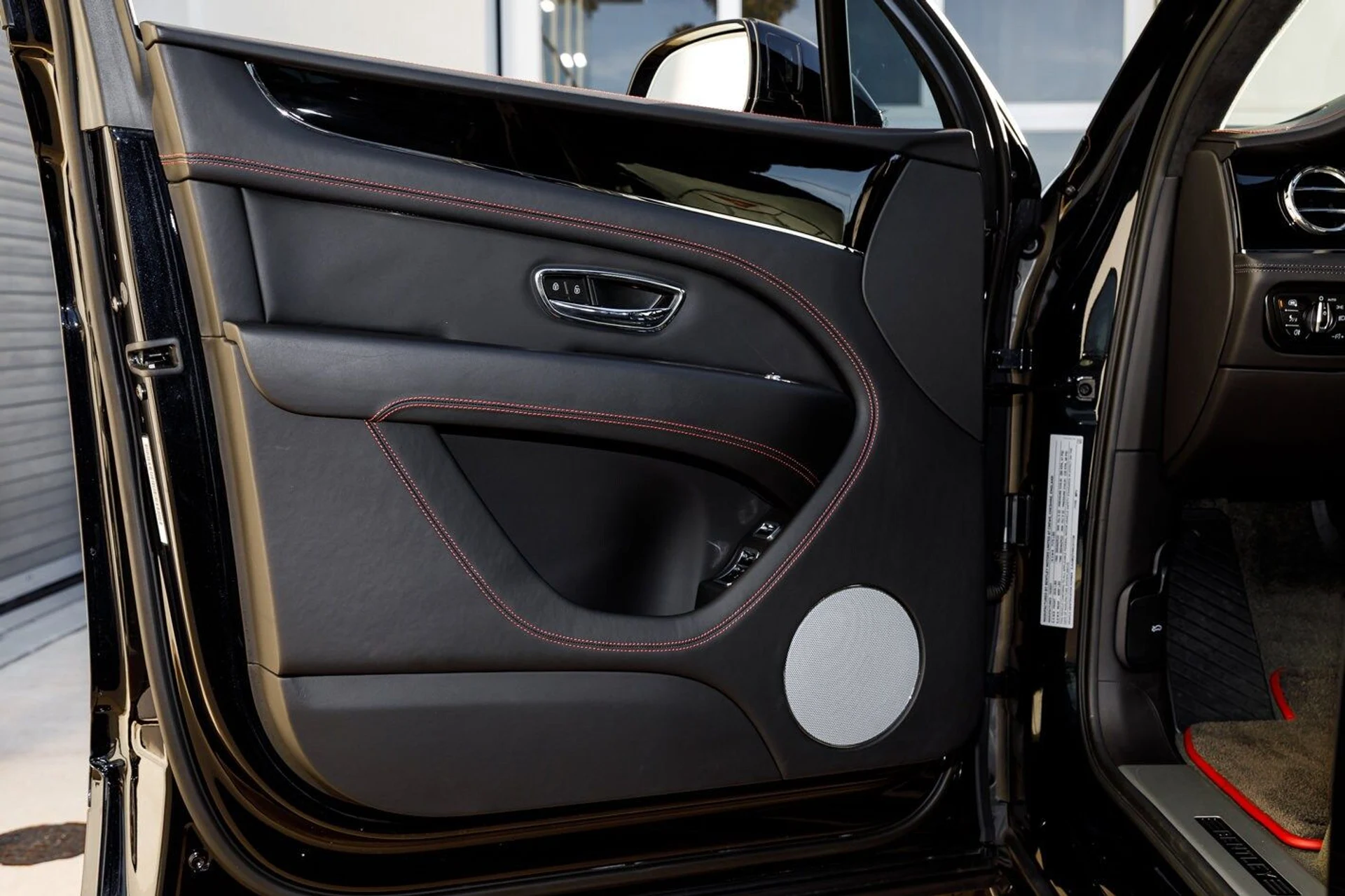 mph030_534444716_f2caa27b30e952128312ba7e0c67b414x_85f8fcb252