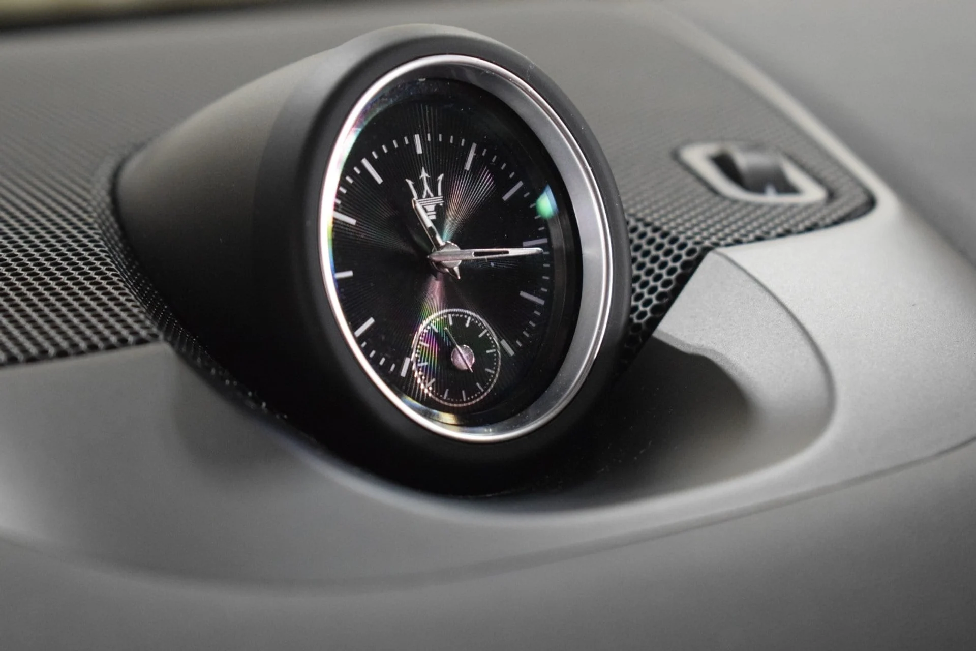 mph030_544353231_2998f45cd84f6ea95dda4880b477c542x_29728de1d6