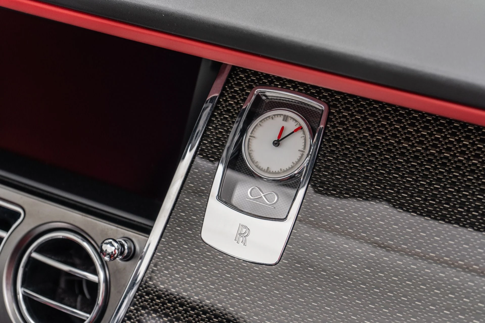 mph030_546016866_Used_2019_Rolls_Royce_Dawn_Black_Badge_1773693933_1e379b9a80