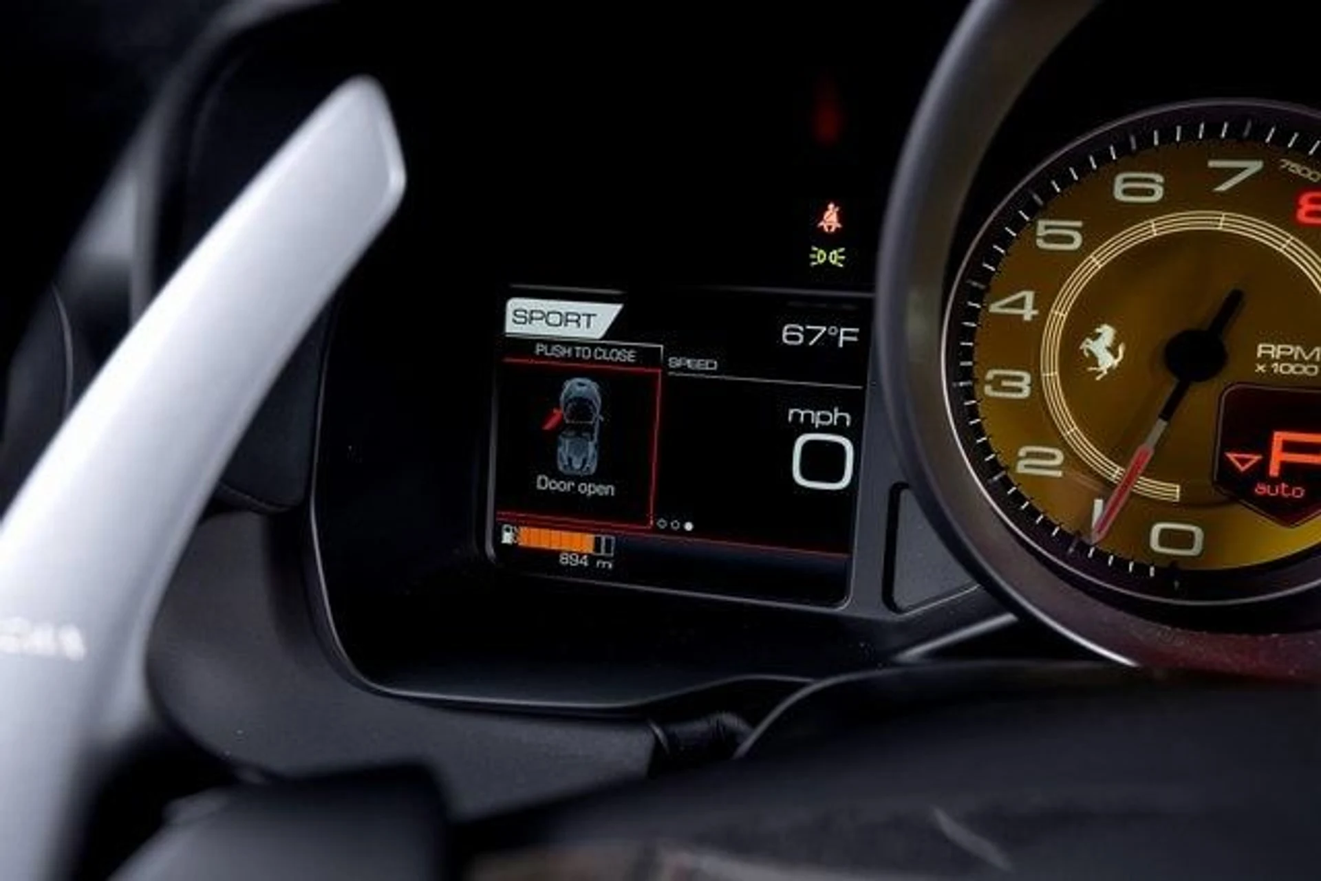 mph030_552399729_a5e9b26b87dcc742d5b9467f83302a2bx_eef400f869