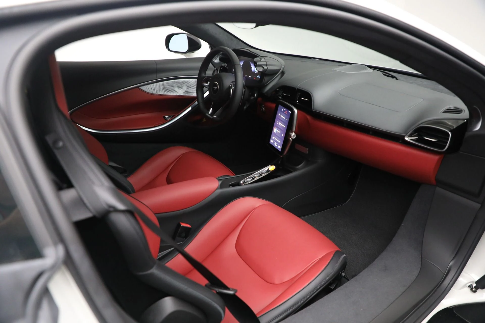 mph030_552727252_New_2026_Mc_Laren_Artura_Tech_Lux_b6b7e2d685