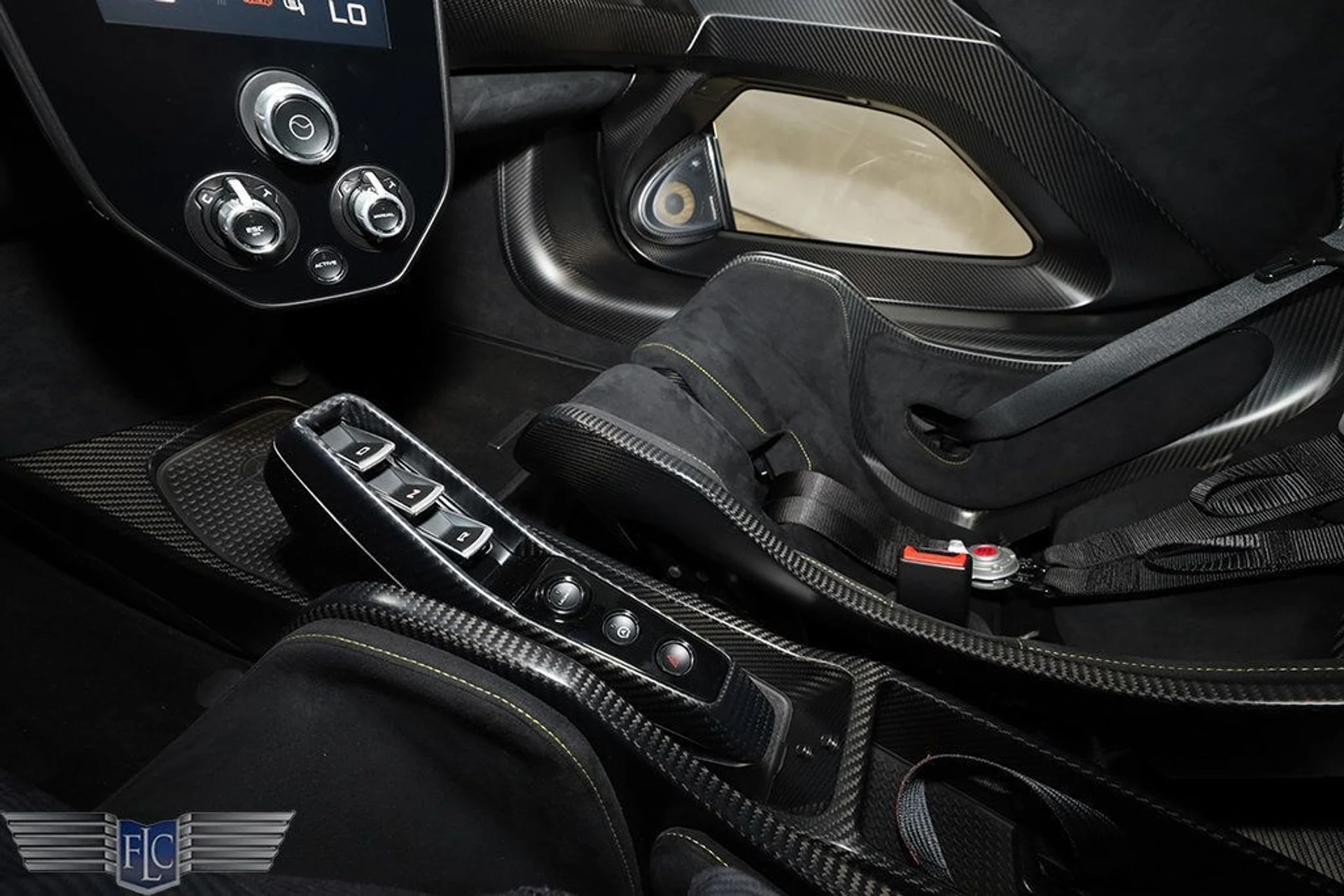 mph030_557911526_used_2019_mclaren_senna_9689_22907327_31_1024_d83a641cf5