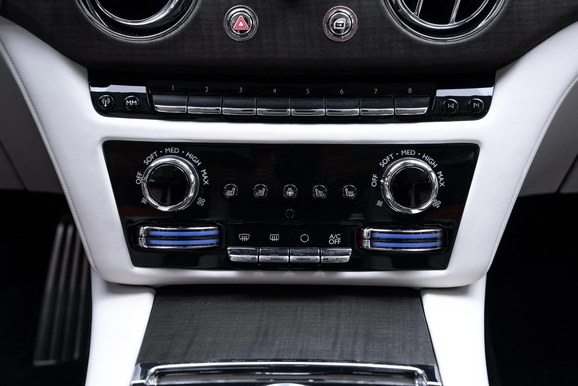 mph030_558618471_Used_2022_Rolls_Royce_Ghost_1775153171_c67a95c8f5