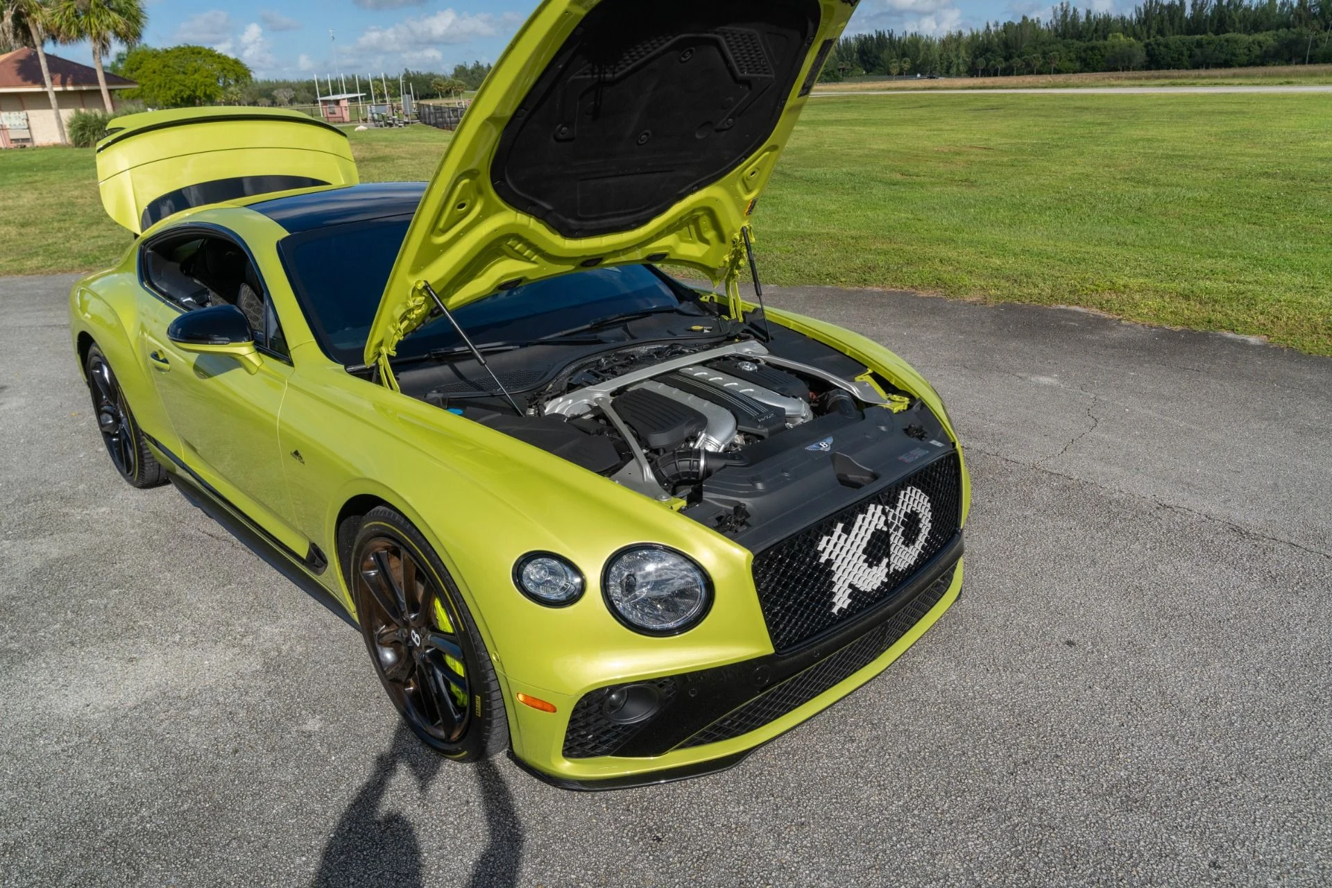 mph030_561151870_Used_2020_Bentley_Continental_1_of_5_Pikes_Peak_Edition_GT_1761756018_b153134644