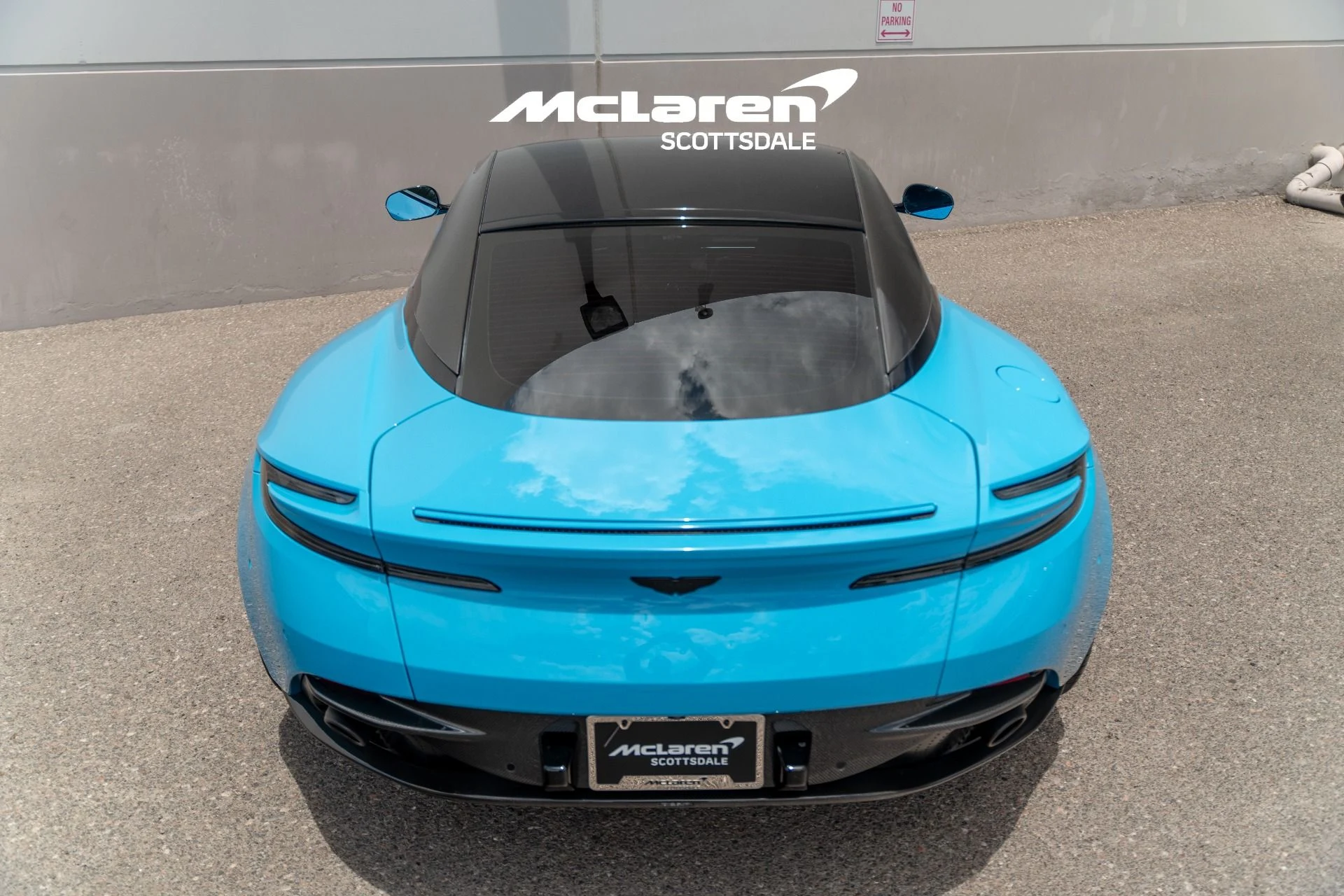 mph030_562051742_Used_2024_ASTON_MARTIN_DB_12_V8_1782495312_e12493674c