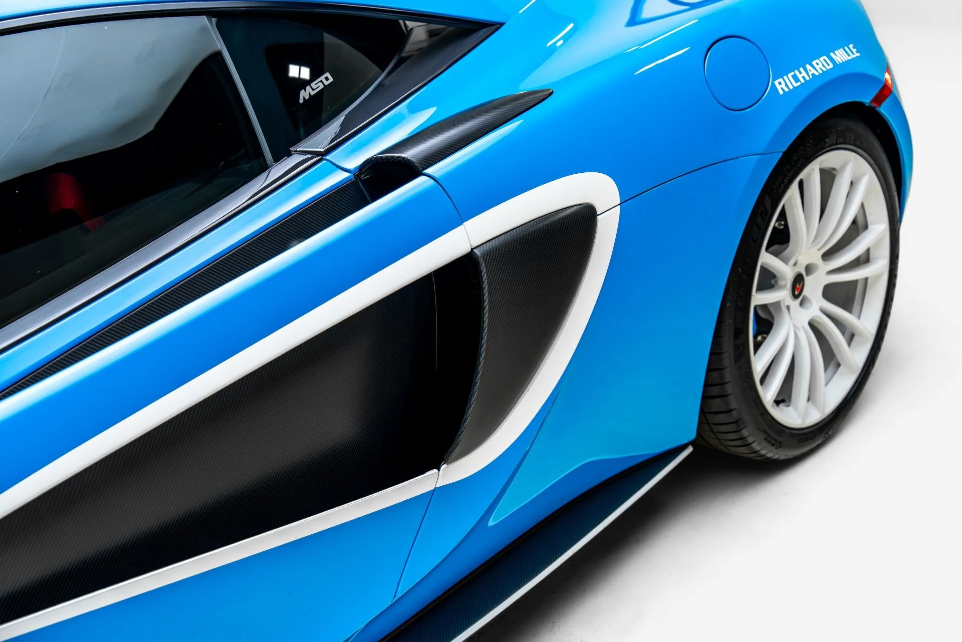 mph030_5635870_Used_2018_Mc_Laren_MSO_X_1785823790_cf1a71a76d