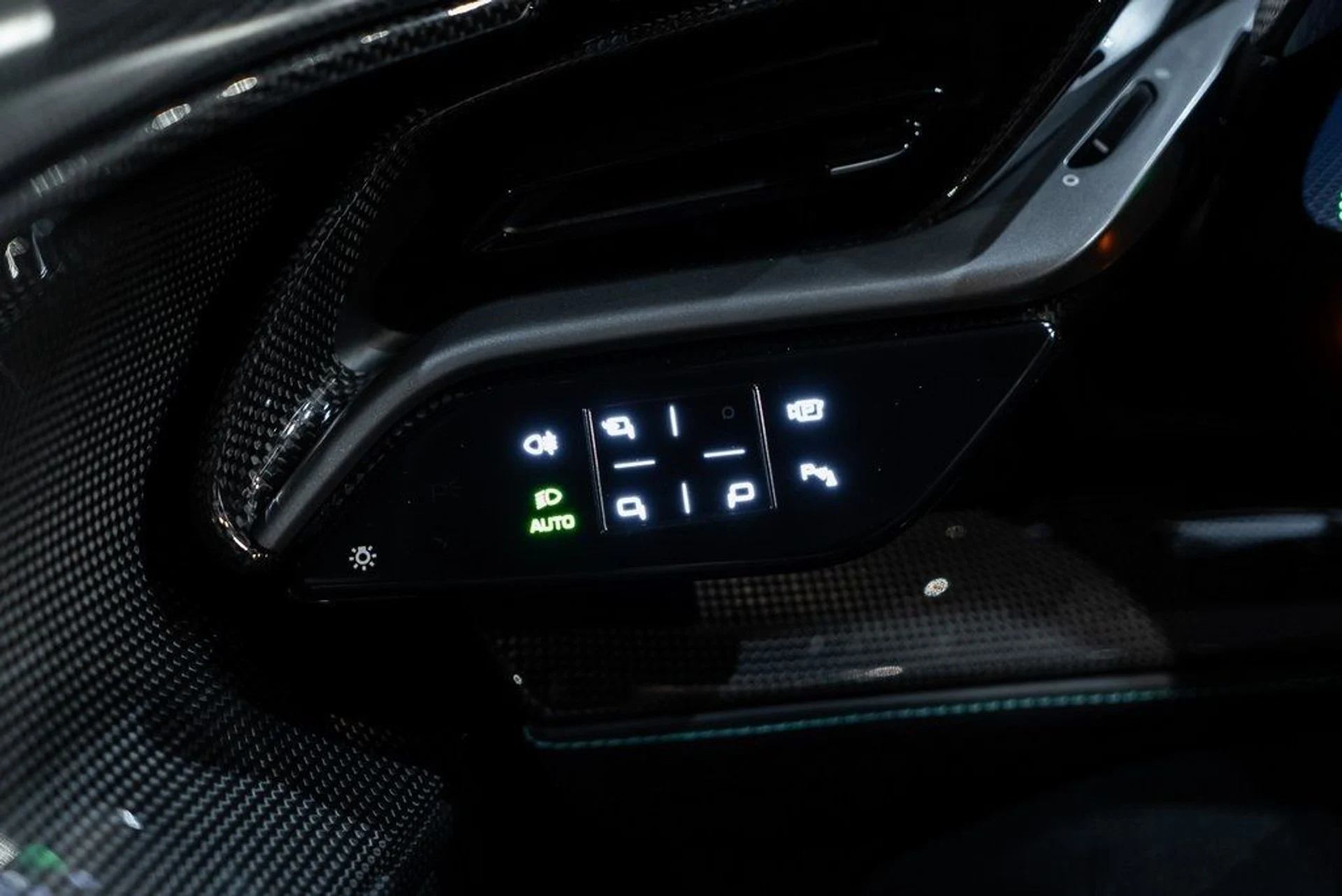 mph030_568630479_08c21ca92cceac93d38b2afe9f1dd9c0_f69e2611c1