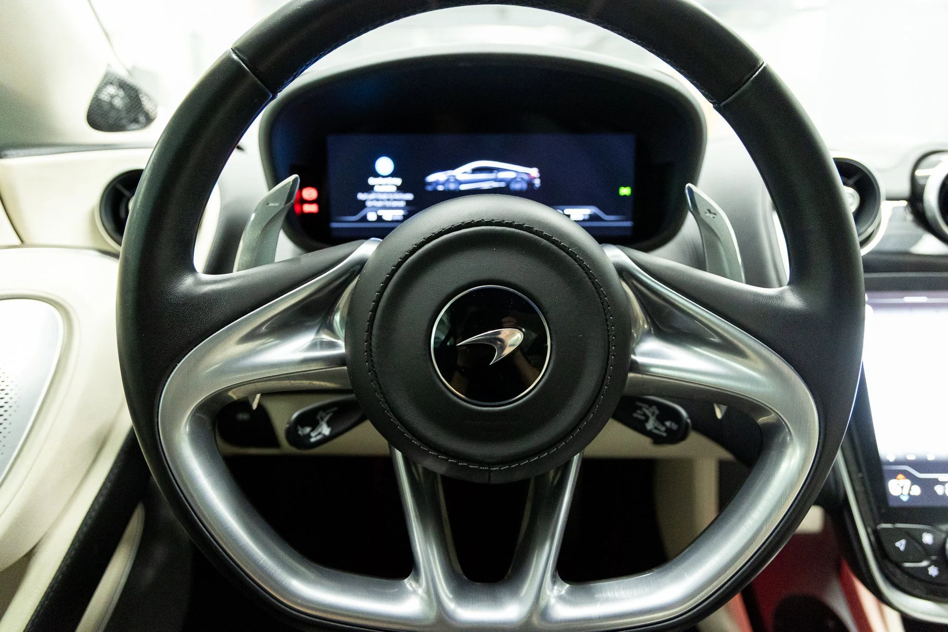 mph030_569576766_0d267e3116c9e0935aa0473bf40e4ed7x_97bdf92363