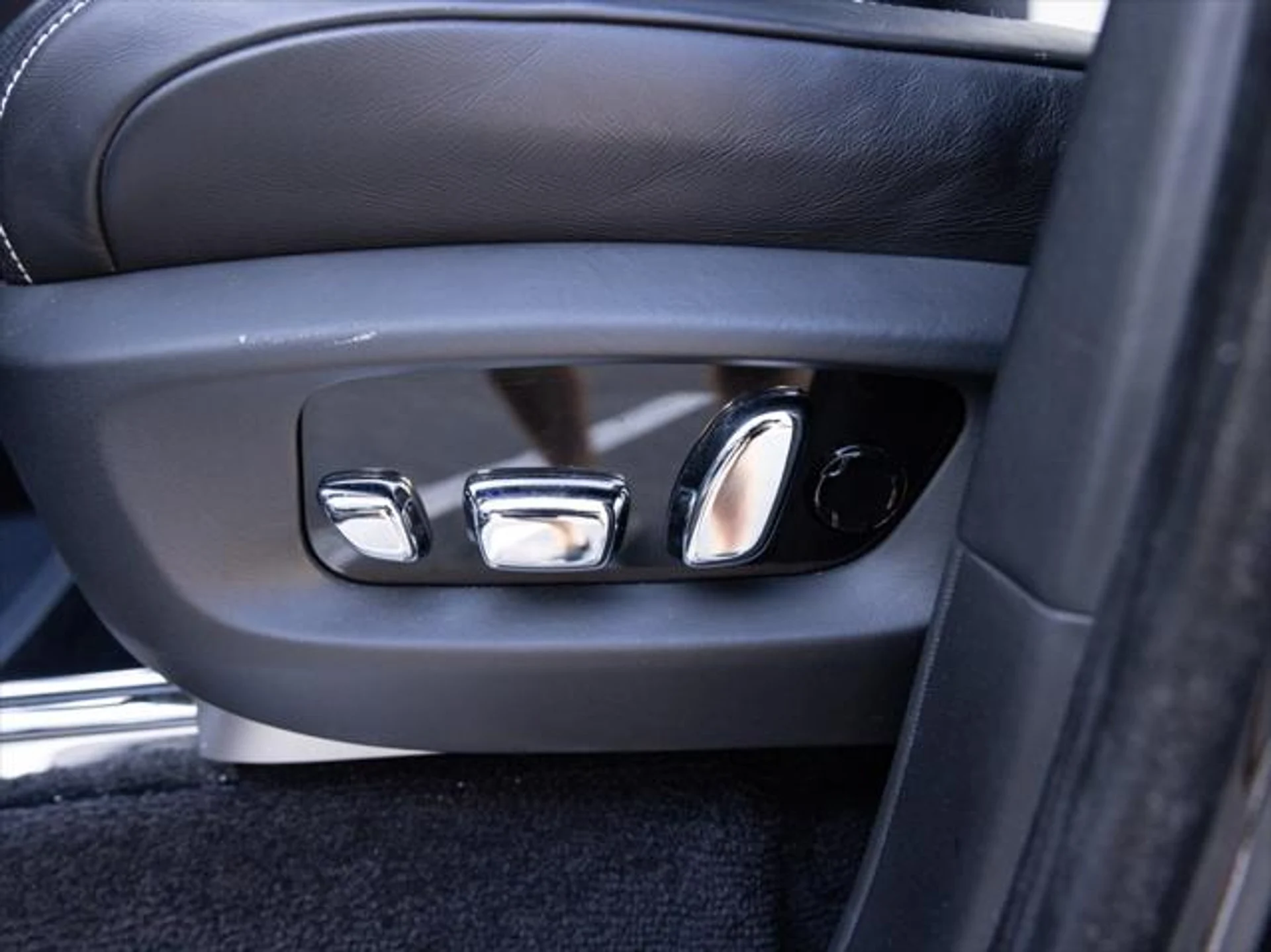 mph030_571086148_342960235_6673c0257c1dc78c17071b67_439a32feb2