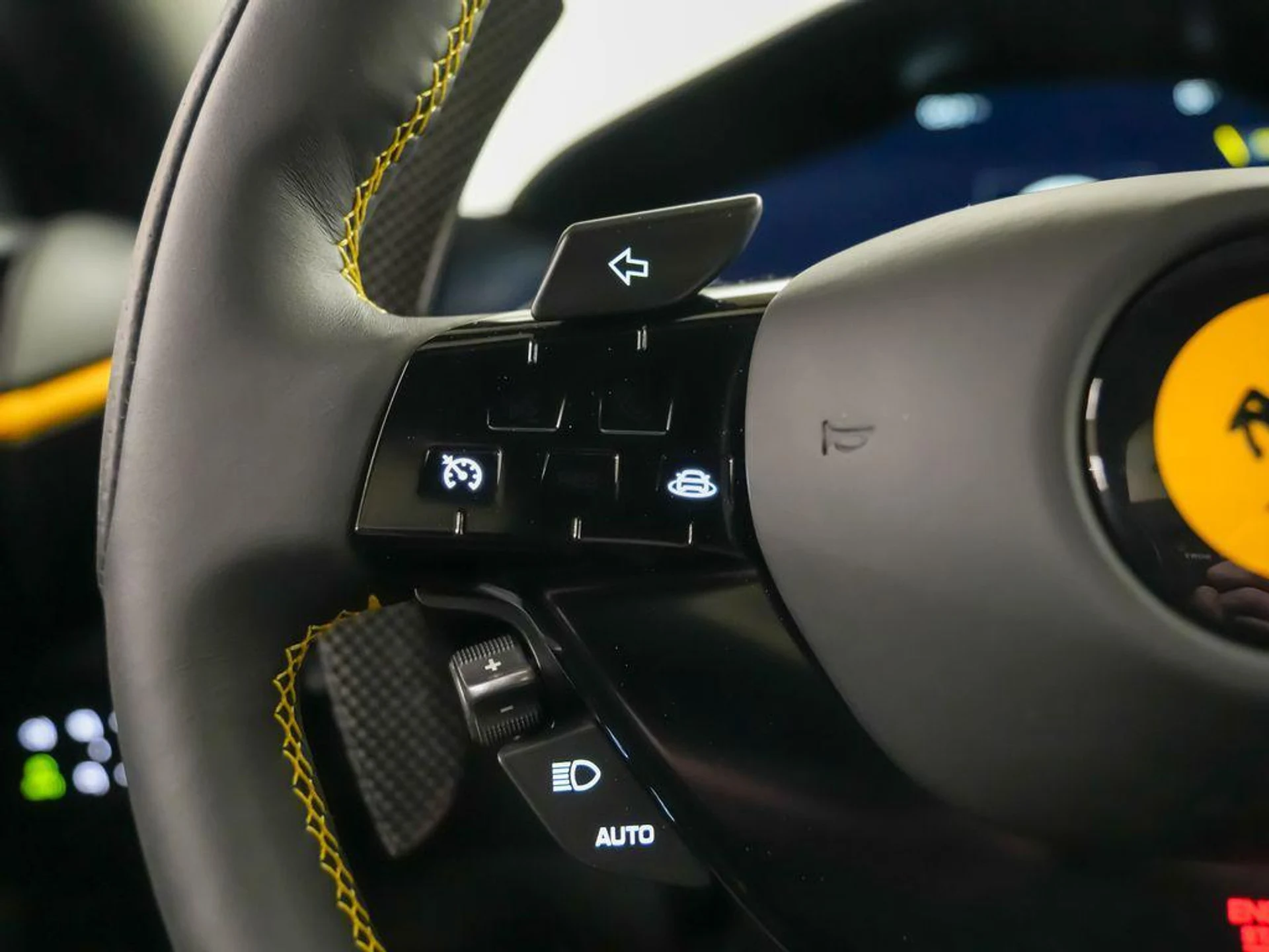 mph030_571415547_S0_P_Atr_ZY_Tqh_O4_6gl_Zd_Nx9_HM_Oq_U_e1c106a6c1