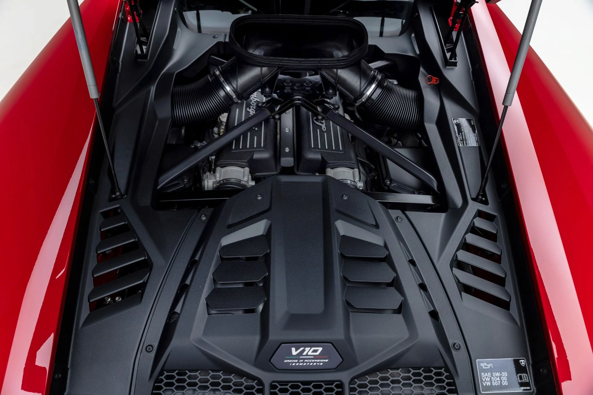 mph030_573706775_Used_2024_Lamborghini_Huracan_Sterrato_1765391926_20fe1e9072