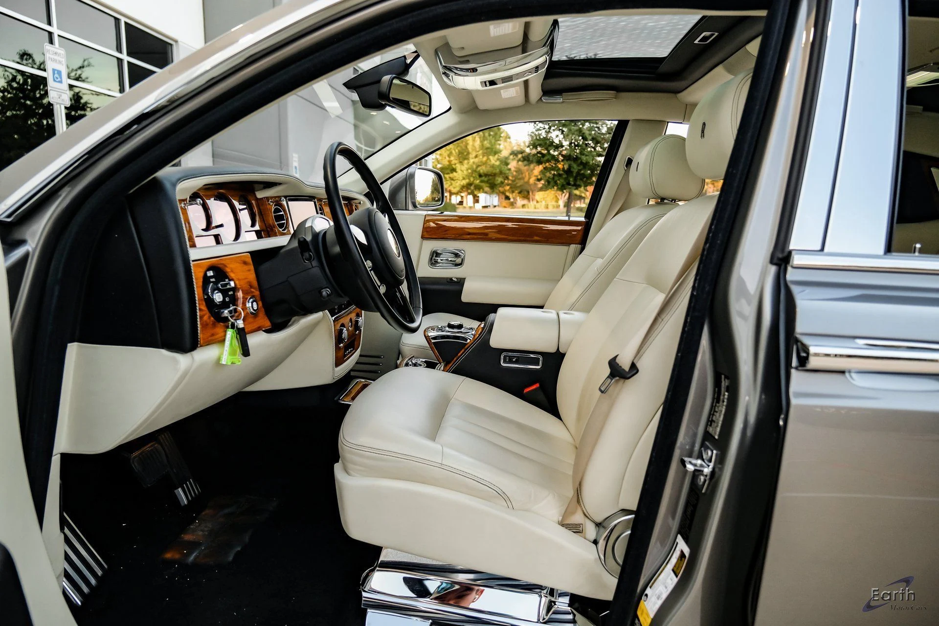 mph030_589350957_16e39c006f0299e10c325df8f1a1bcd1x_f218f8a5ba