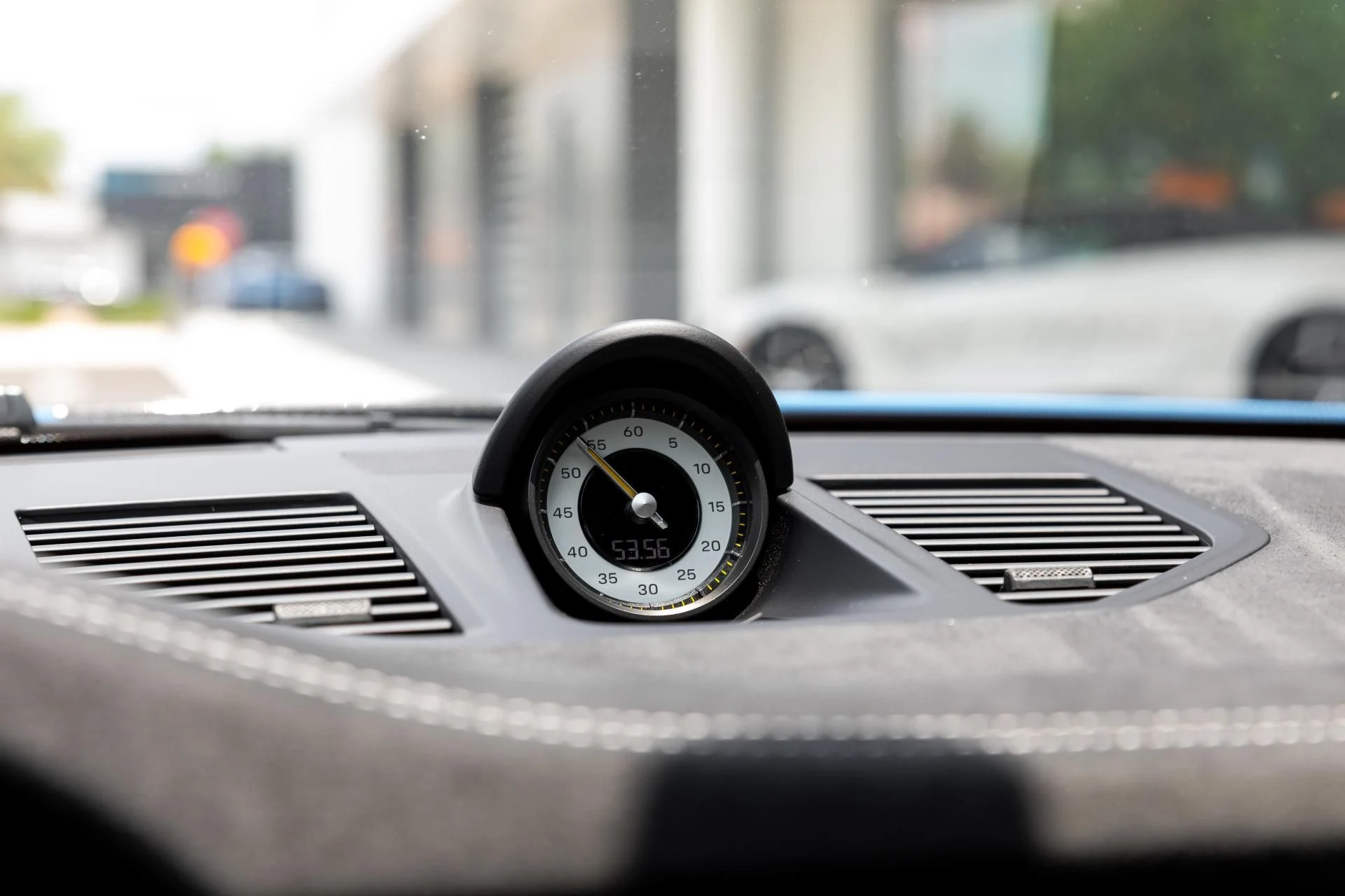 mph030_597735170_551_p31_l_a4d90d4bc2