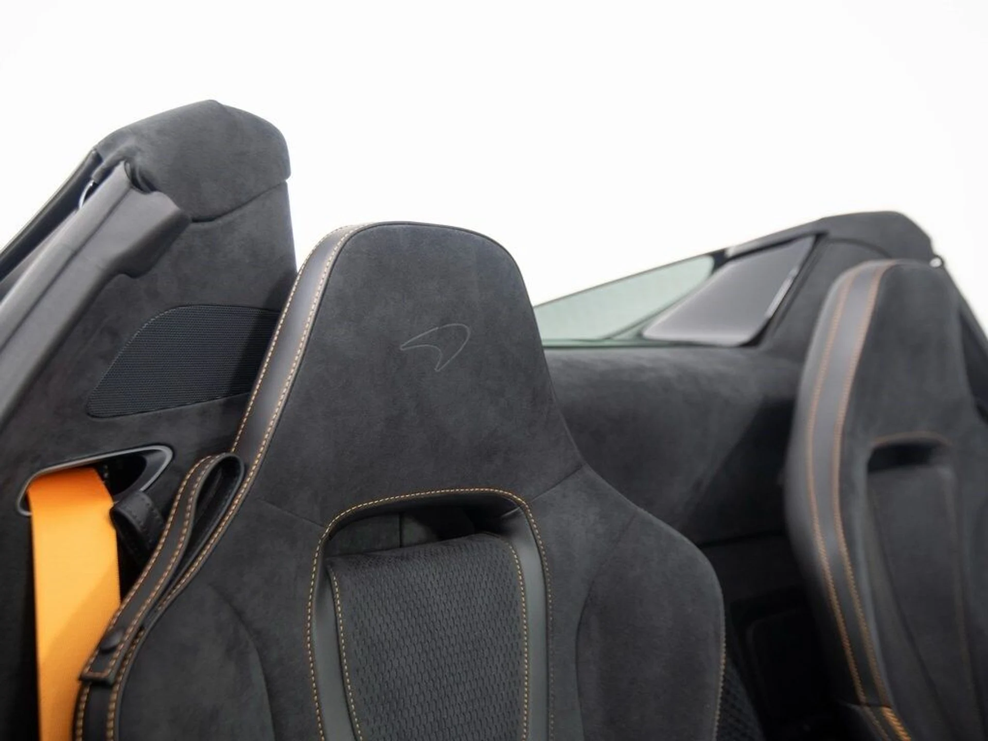 mph030_598169883_2697028611262f4f17ffac9cd21f89dax_08e28c7ef6