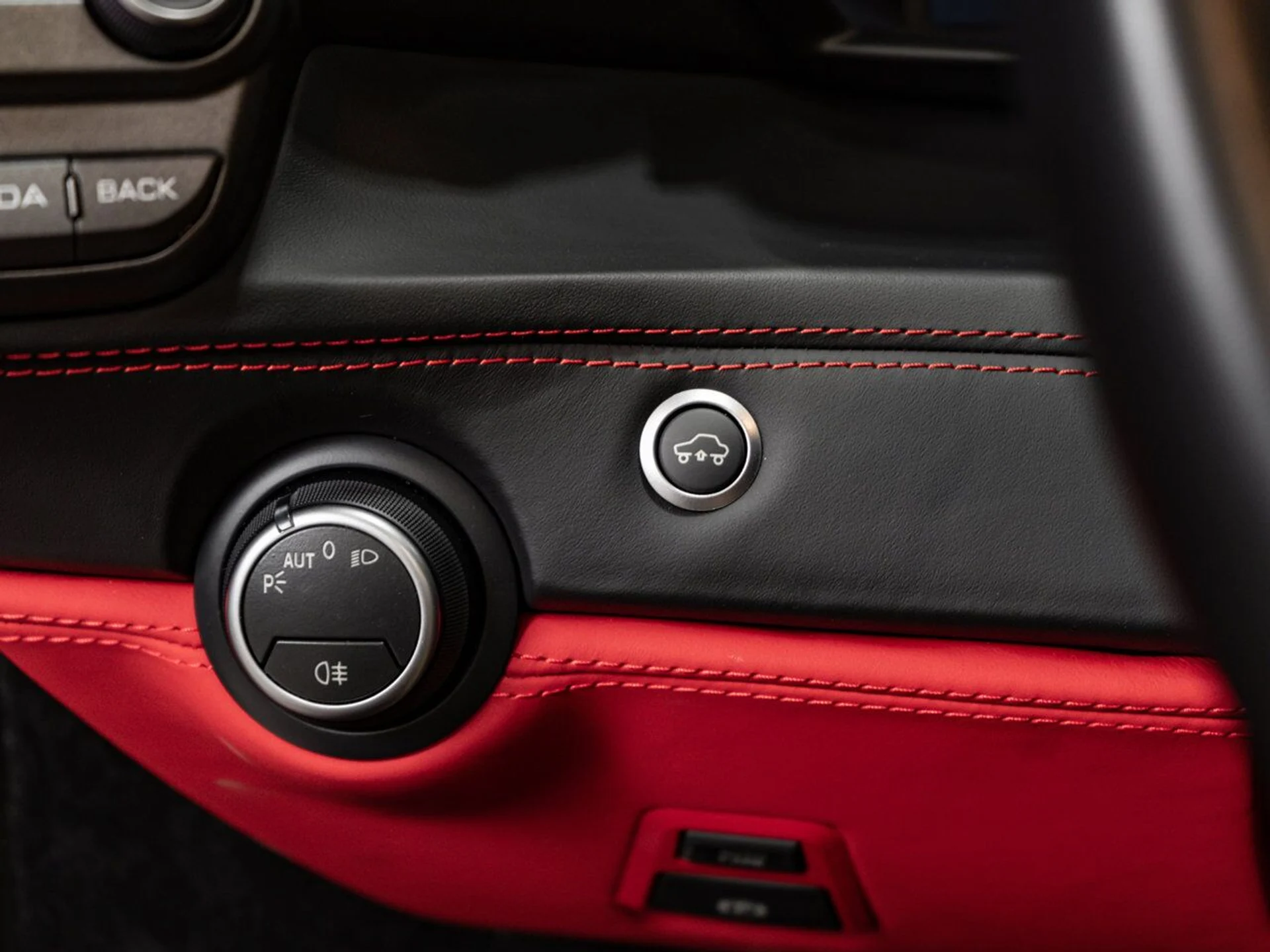 mph030_598976905_ferrari_488_spider_2018_bf33d6ea12