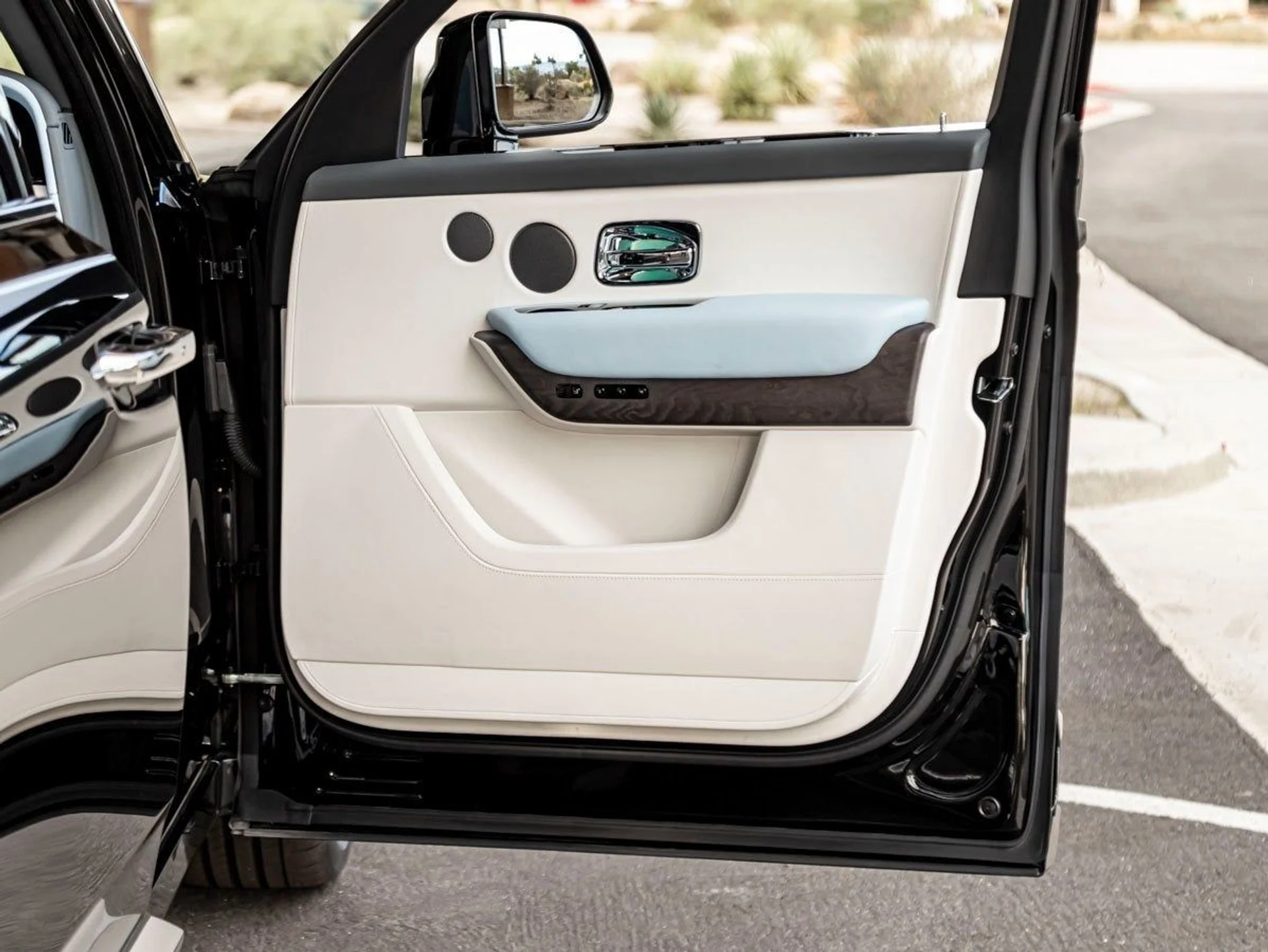 mph030_60172081_31_48fcddd32f