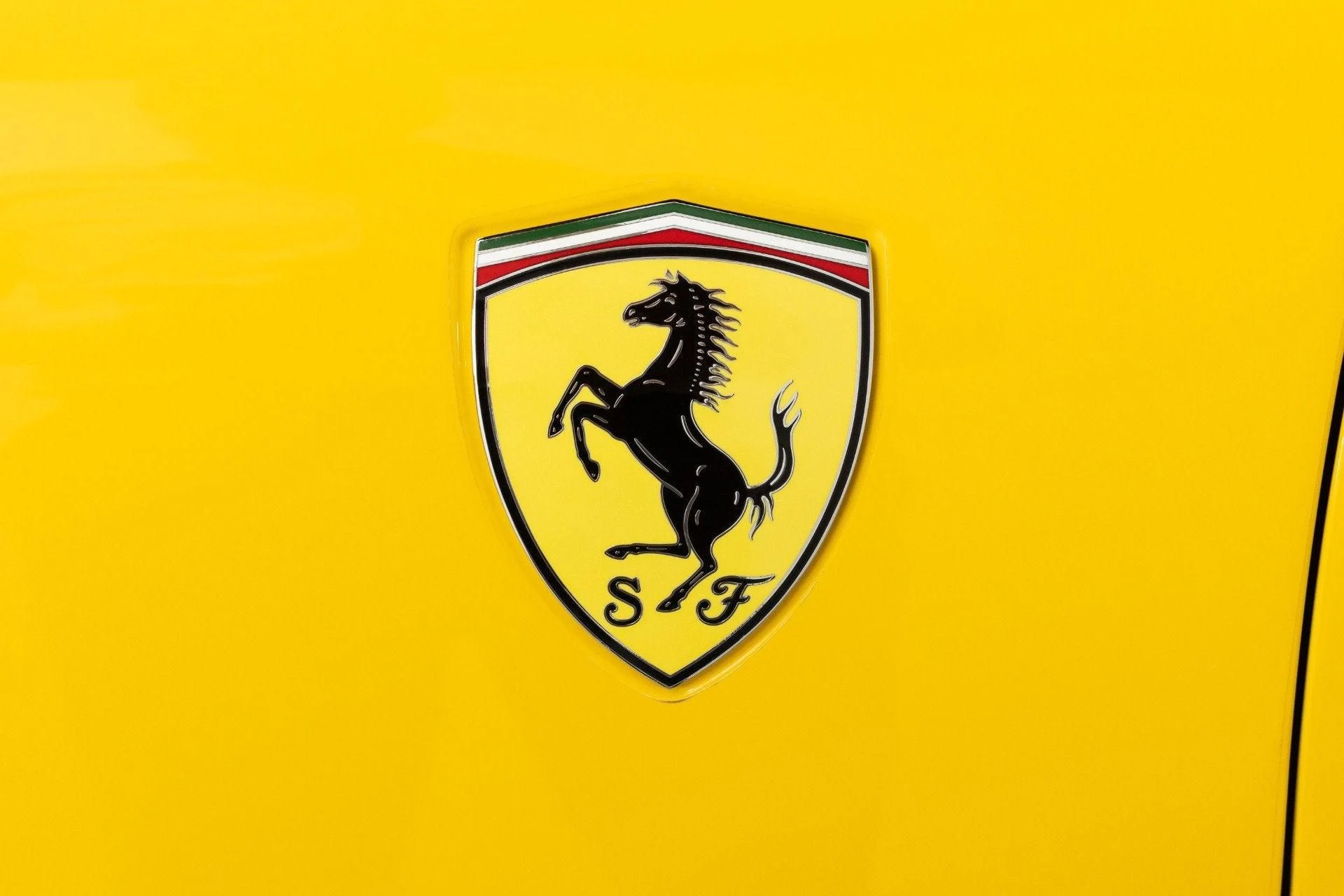 mph030_60692596_Used_2020_Ferrari_Portofino_1777367916_6ffbb5e2c5