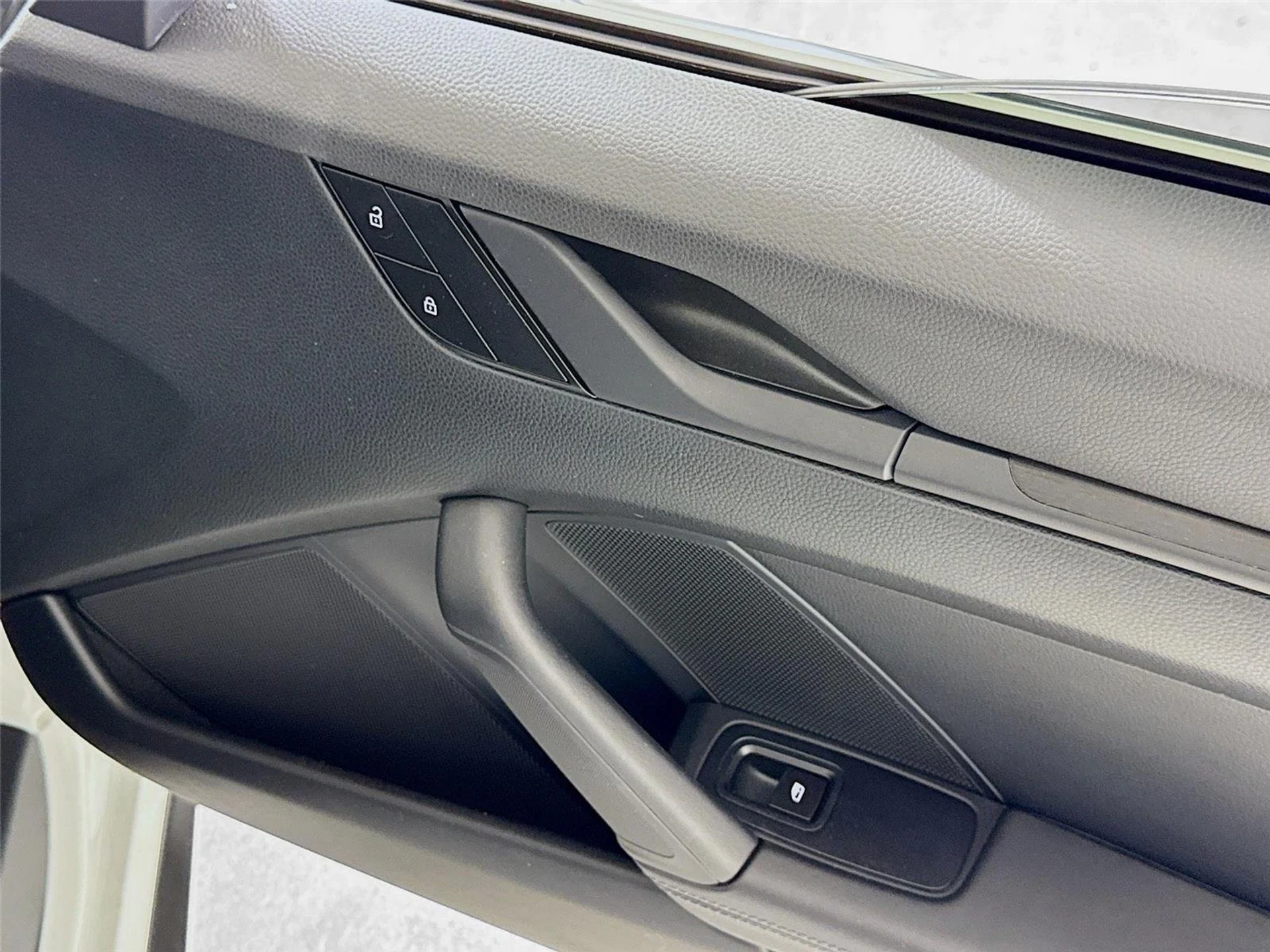 mph030_631553345_fe9f1f7c5011d968b43d286c62a28f36_26e6e6d92f