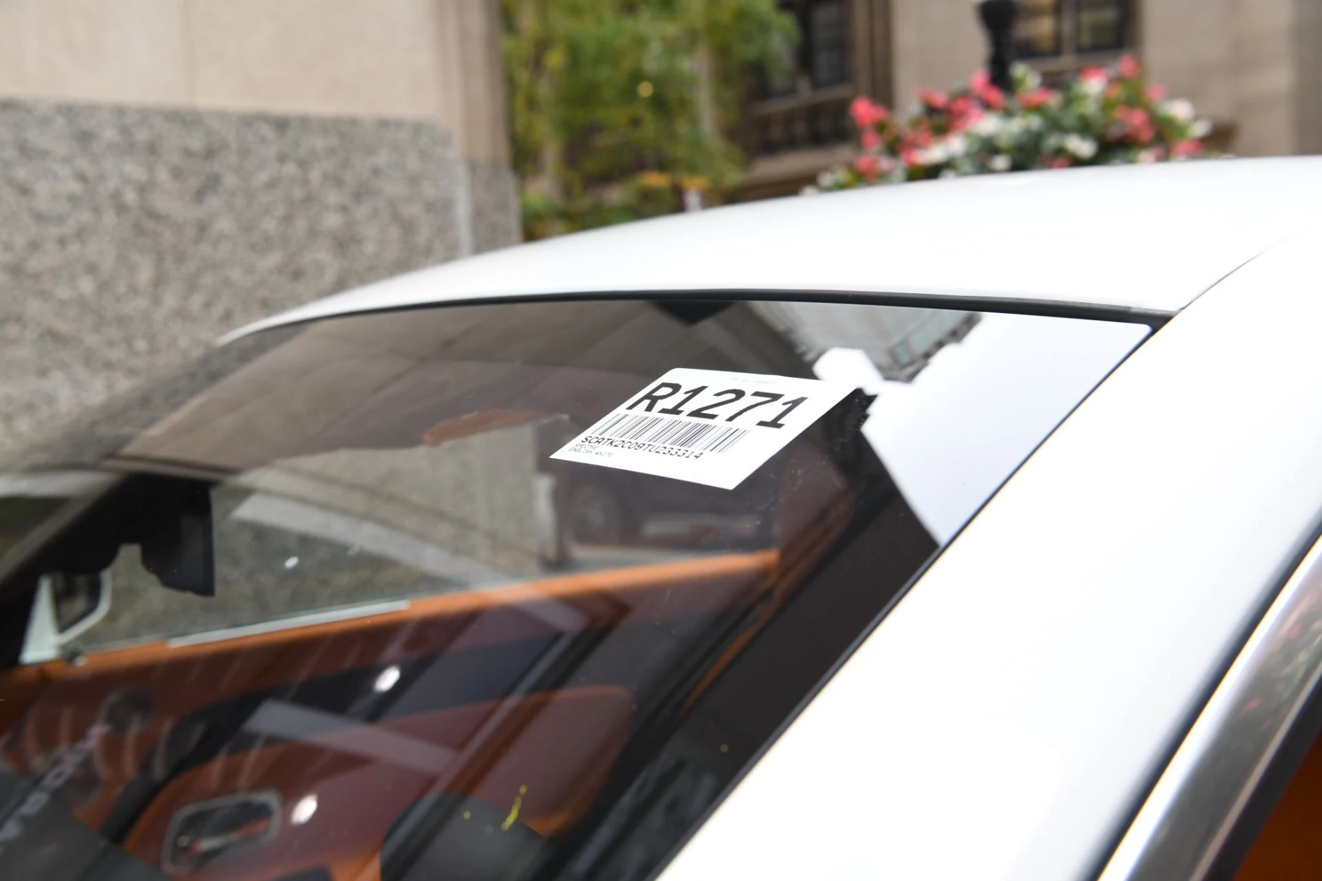 mph030_642193816_11986_p32_l_30a9bf7384