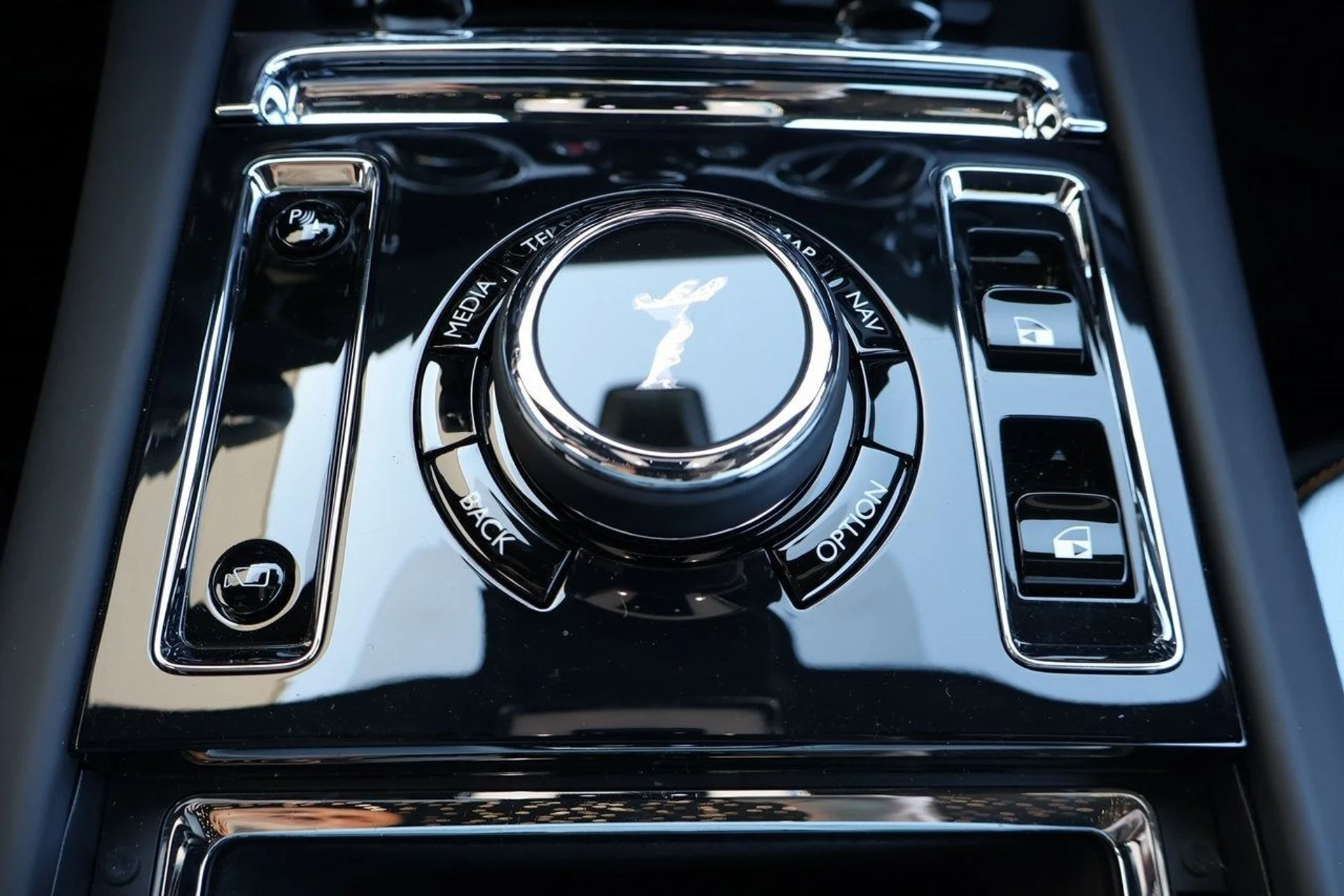 mph030_643179808_31_d79dede38b