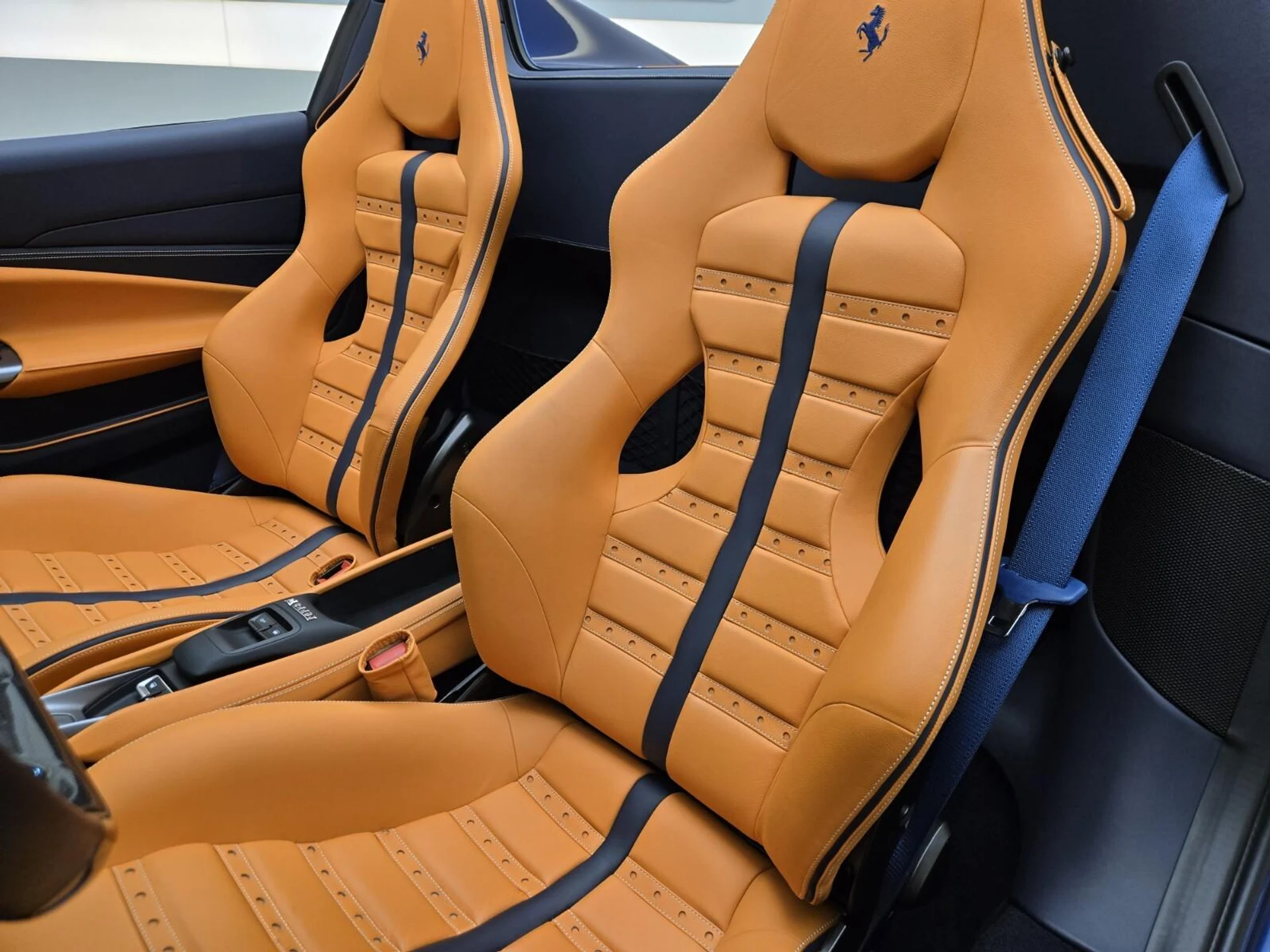 mph030_643456985_Used_2022_Ferrari_F8_Spider_1769669364_d891aa0df6