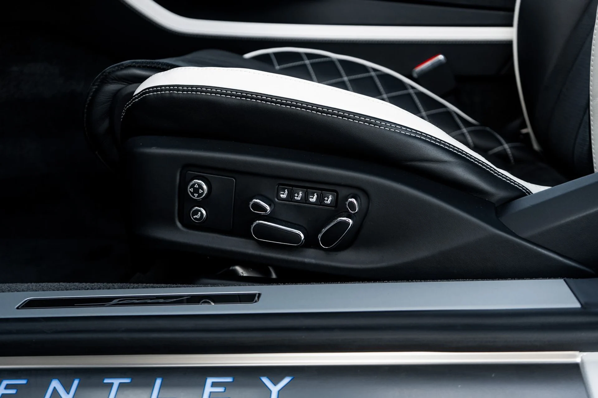 mph030_645469877_455c8f14_4ae9_4a52_b1b7_7c7b50eb92d7_93eb605f95