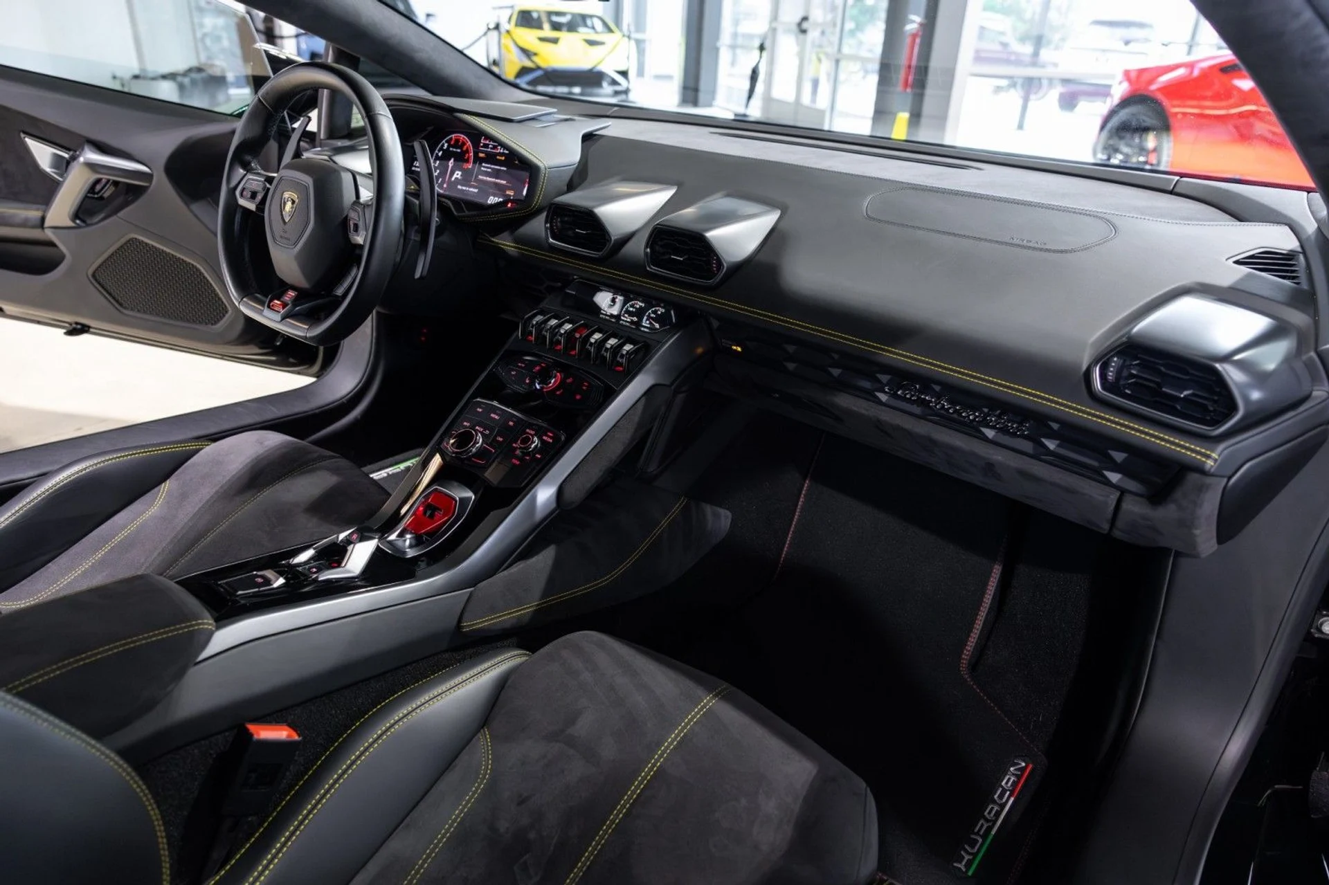 mph030_651492945_b_A_b197aae0b2