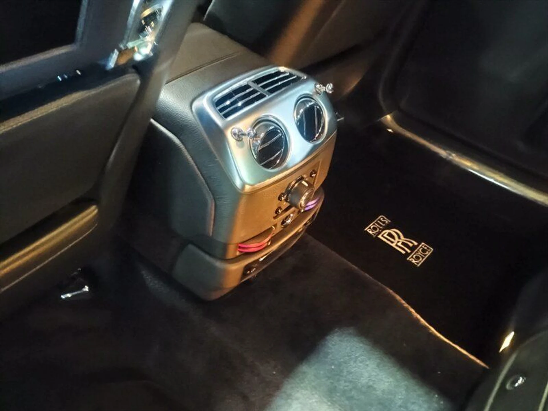 mph030_685938762_0ed266e37a_800_bf283ada20