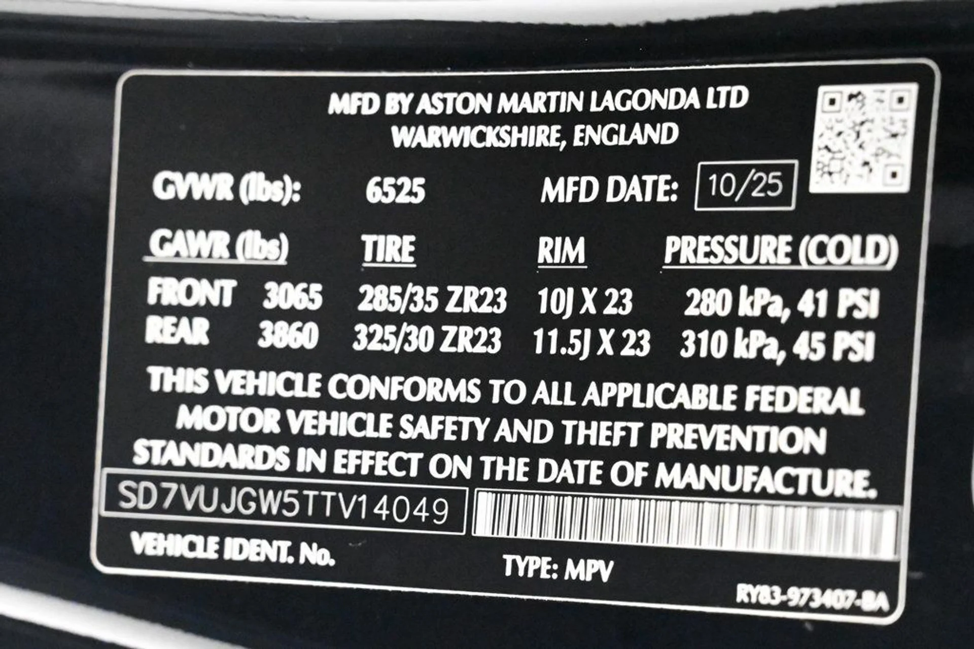 mph030_69127977_new_2026_aston_martin_dbx_sawd_11350_22961670_31_1024_6292c97370