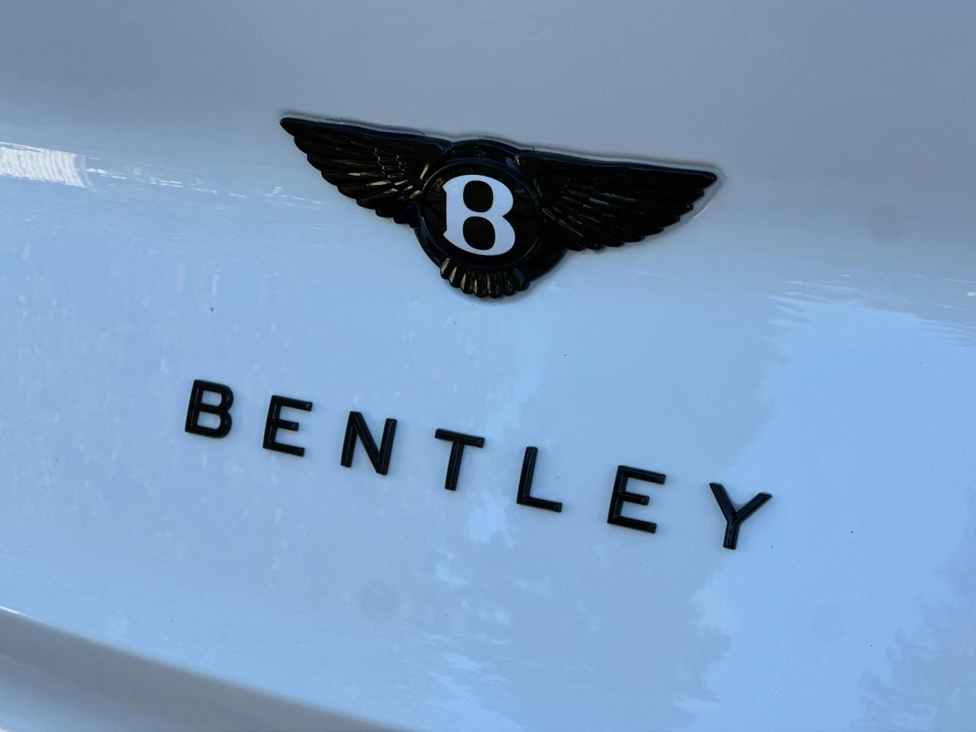 mph030_69198290_New_2026_Bentley_Bentayga_Speed_1771602815_3c5efe21ea