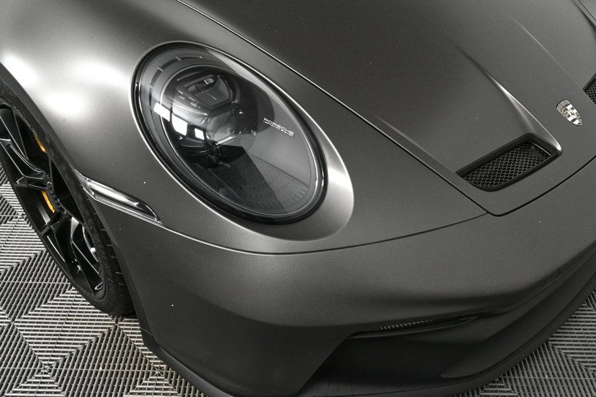 mph030_702388385_57c912bc51934dd353206b189c012845_0ebcc1f439